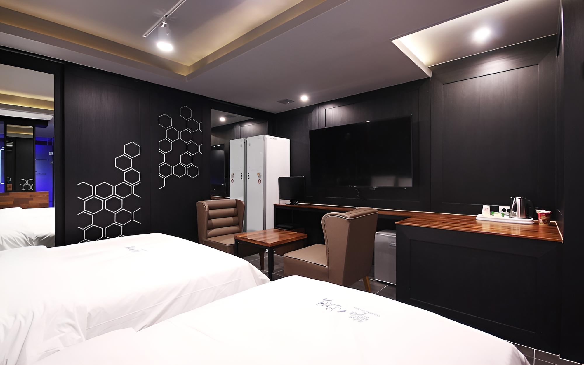 Yeongju Sanchaek Self Check-in Motel view 5