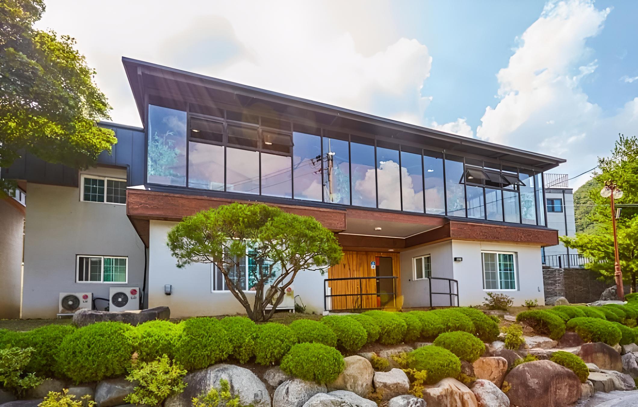 Cheongju Okhwayongsojelpyeong Pension