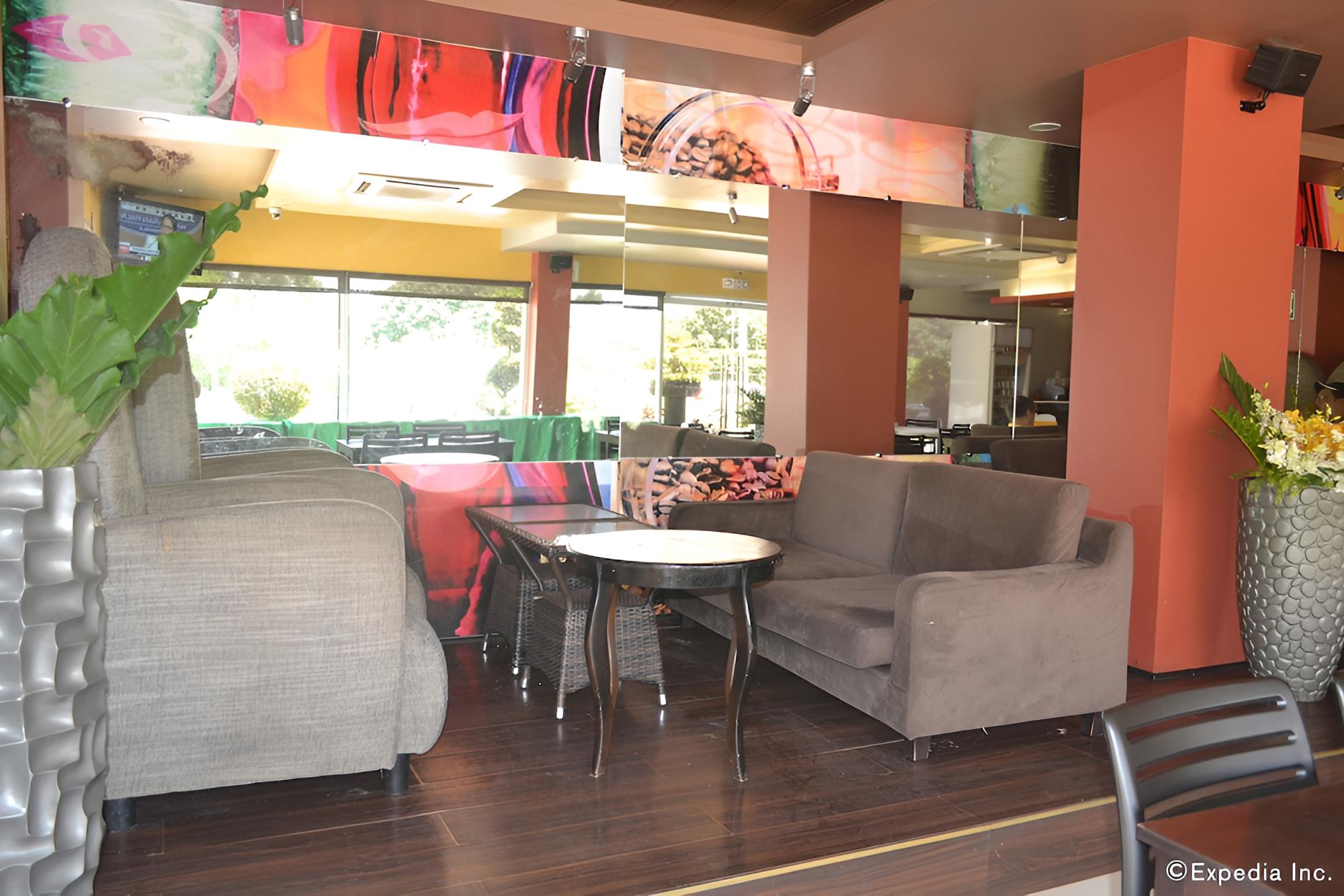 Roadhaus Hotel - The Manny Pacquiao Hotel