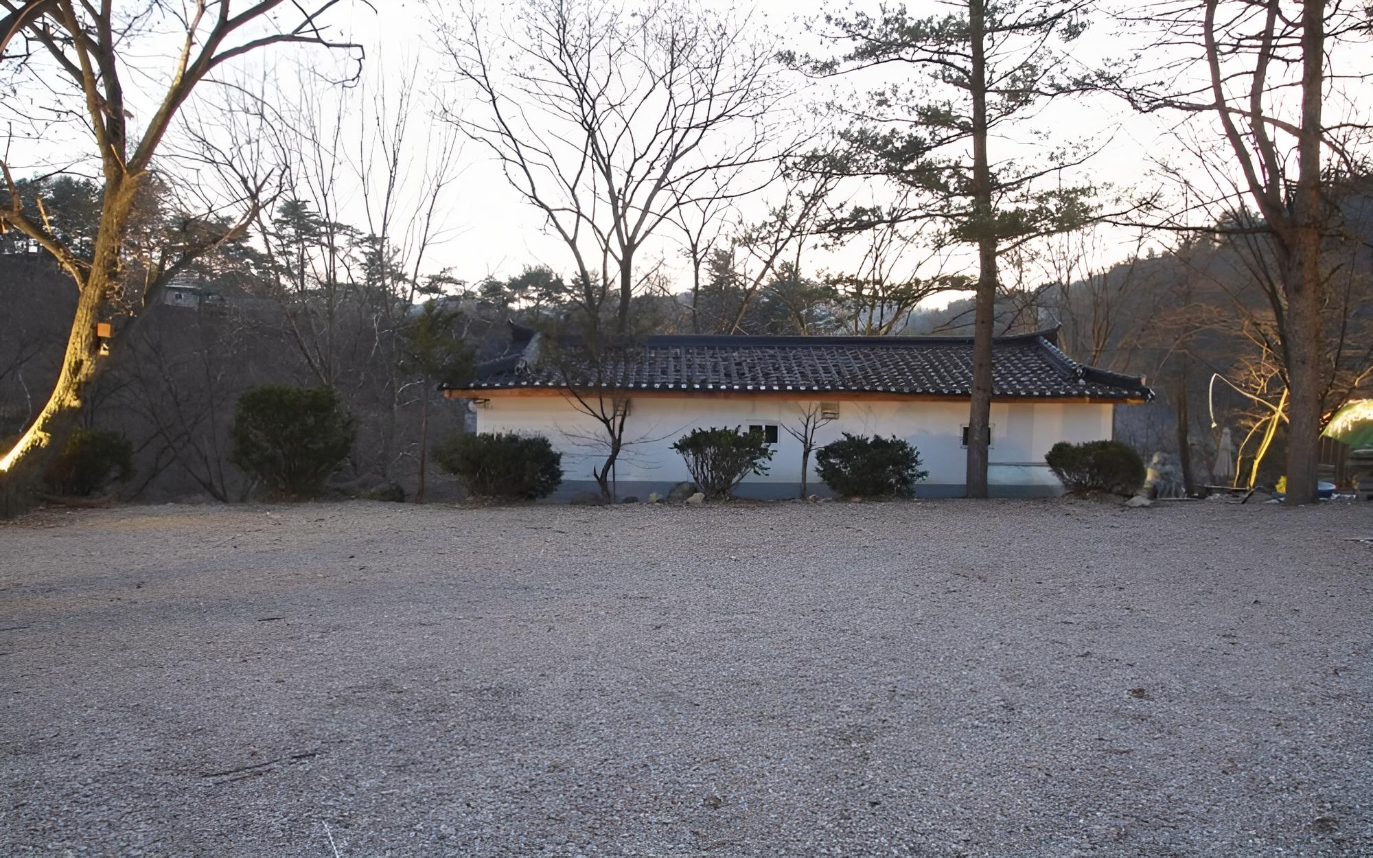 Photo 43