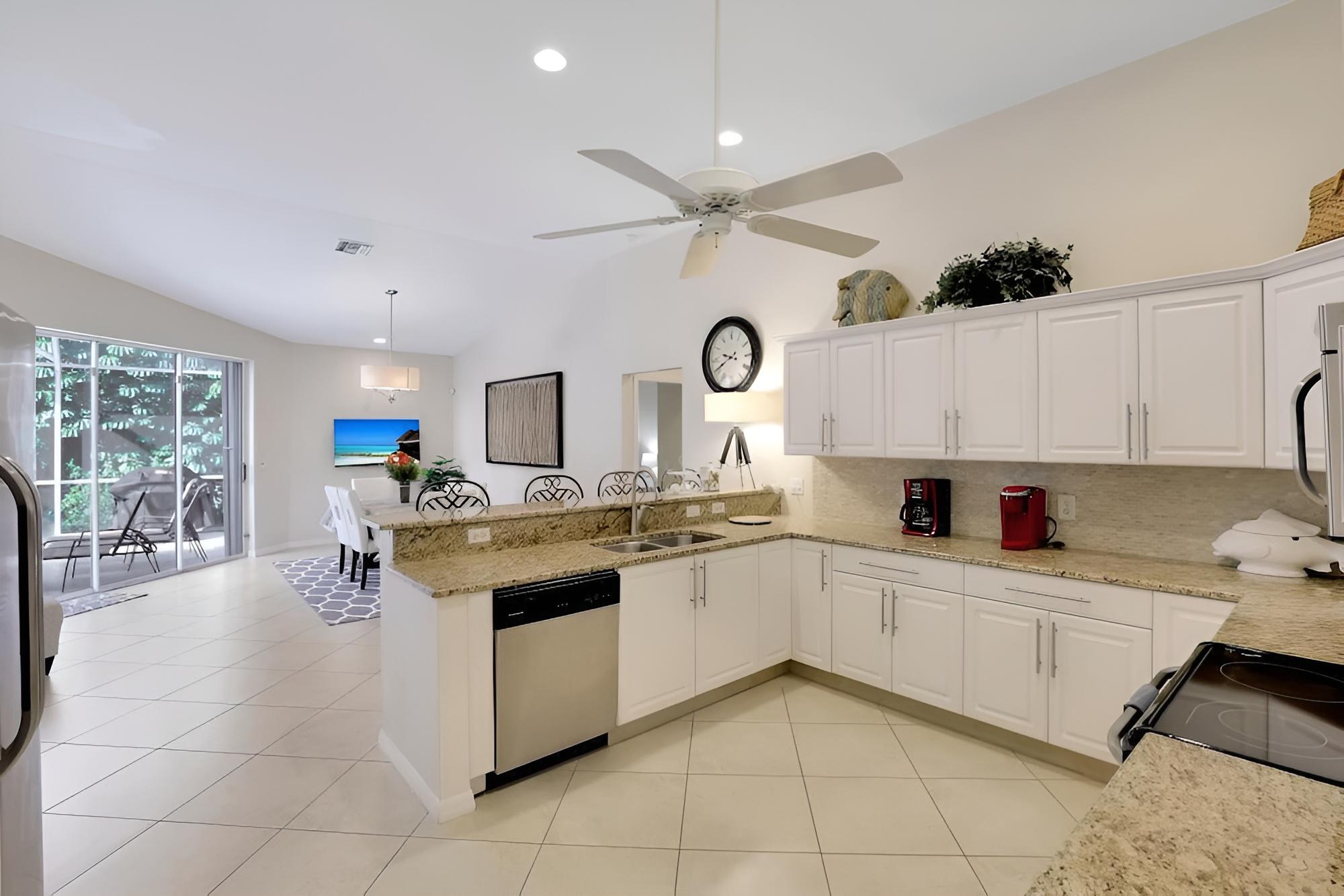 775 Hernando Drive view 4