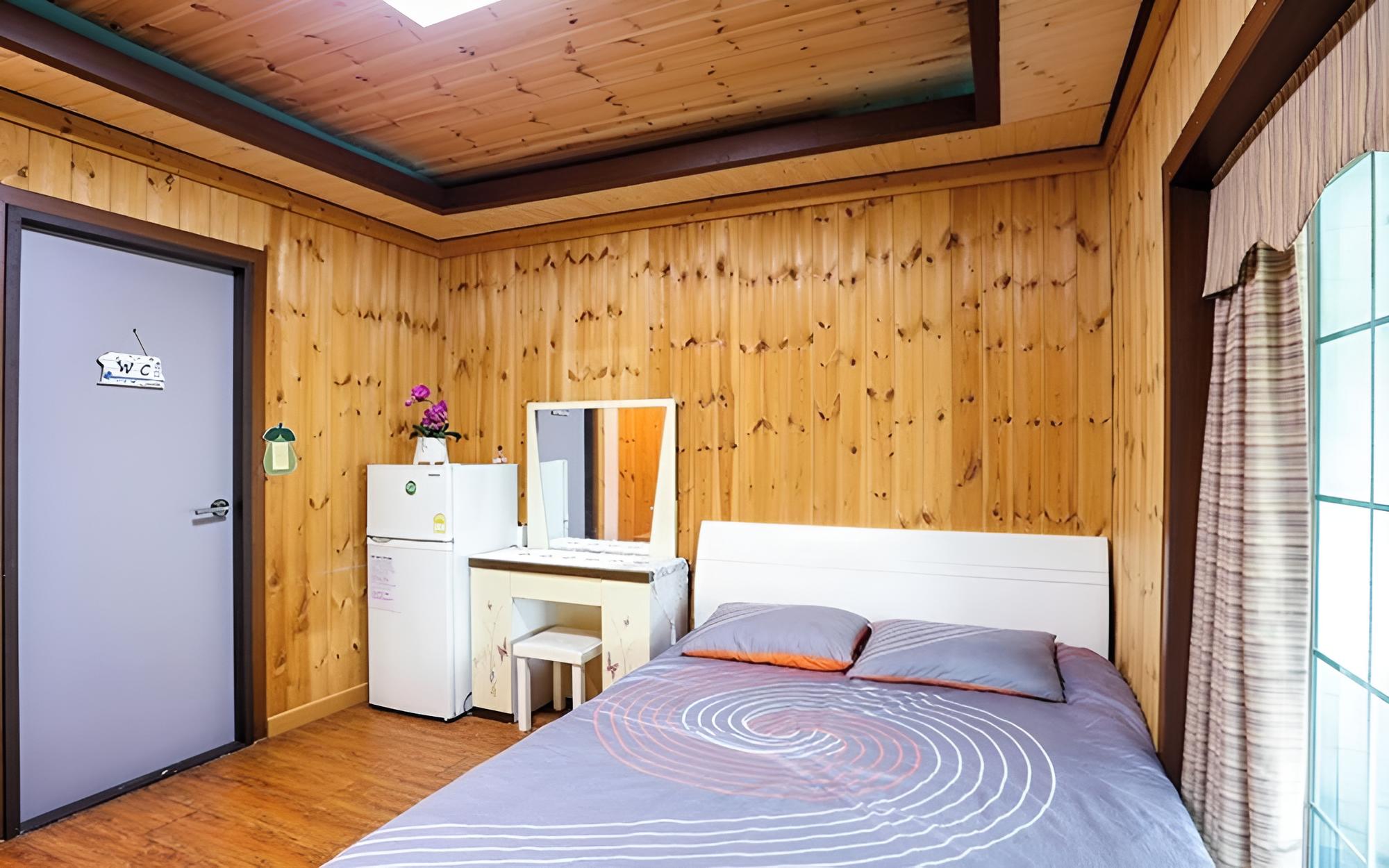 Taean Pineberg Pension
