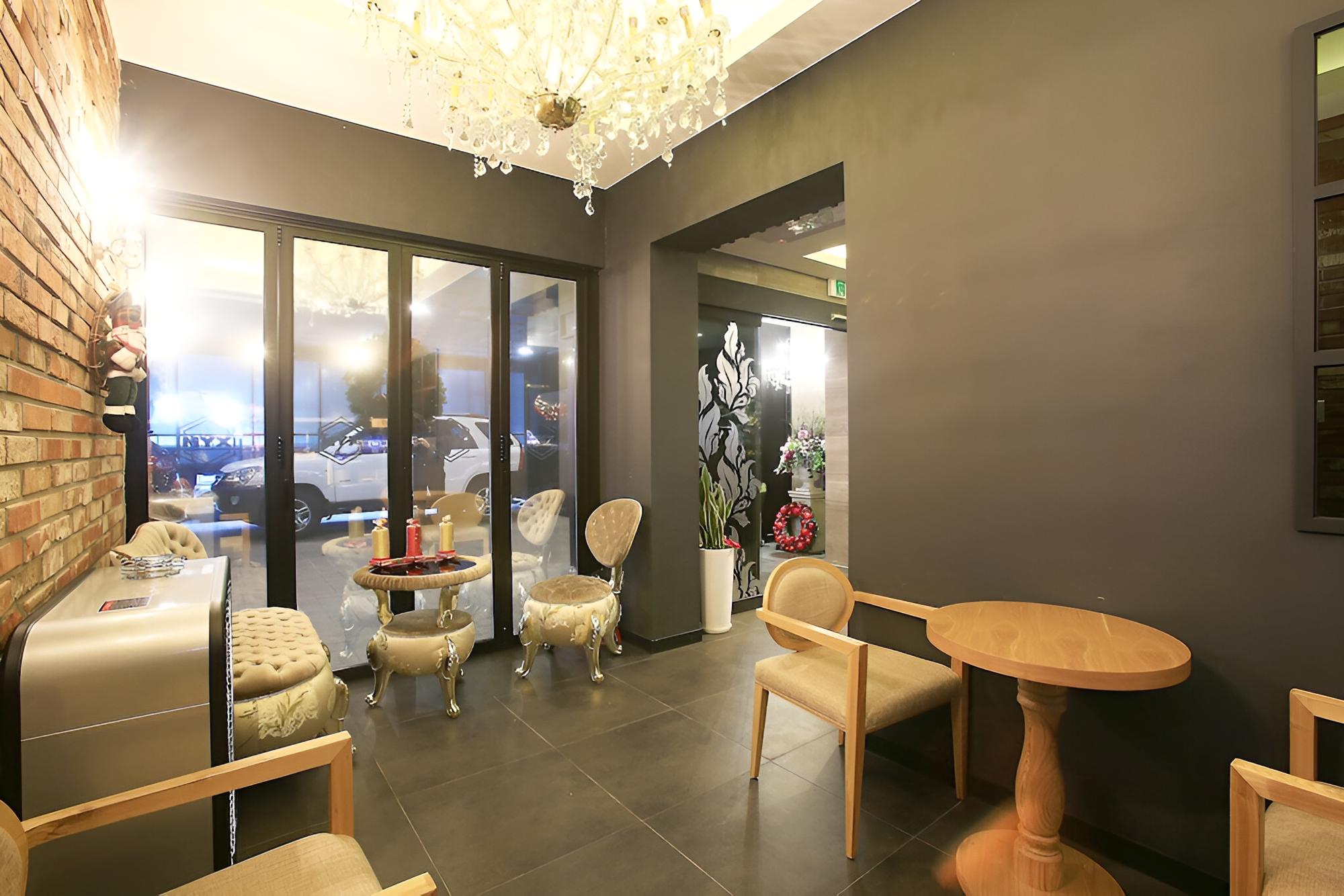 Yeoksam Premier Hotel XYM