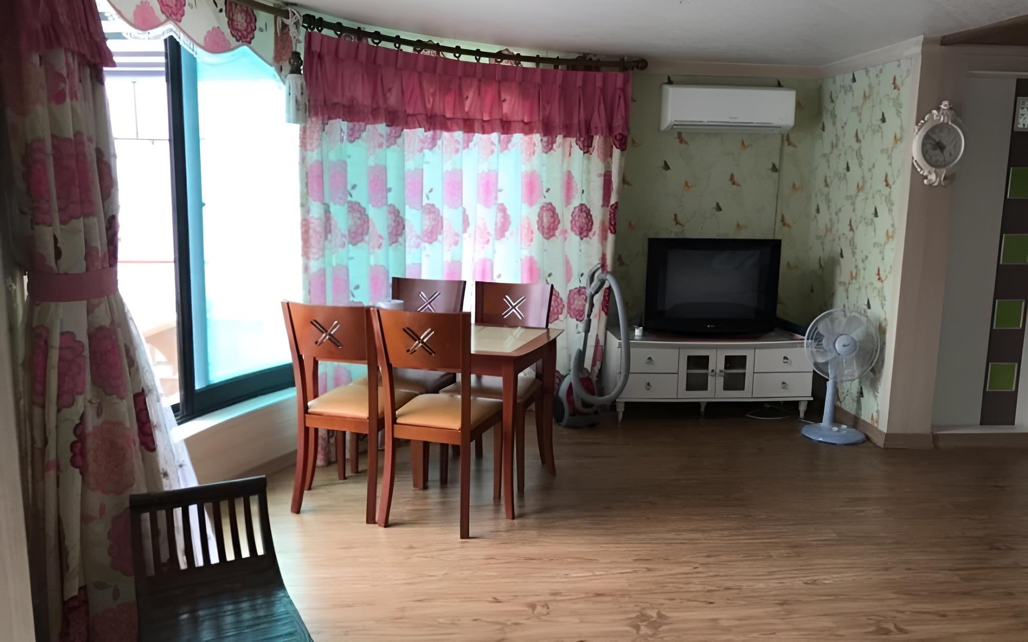 Seosan Solchang Pension view 5