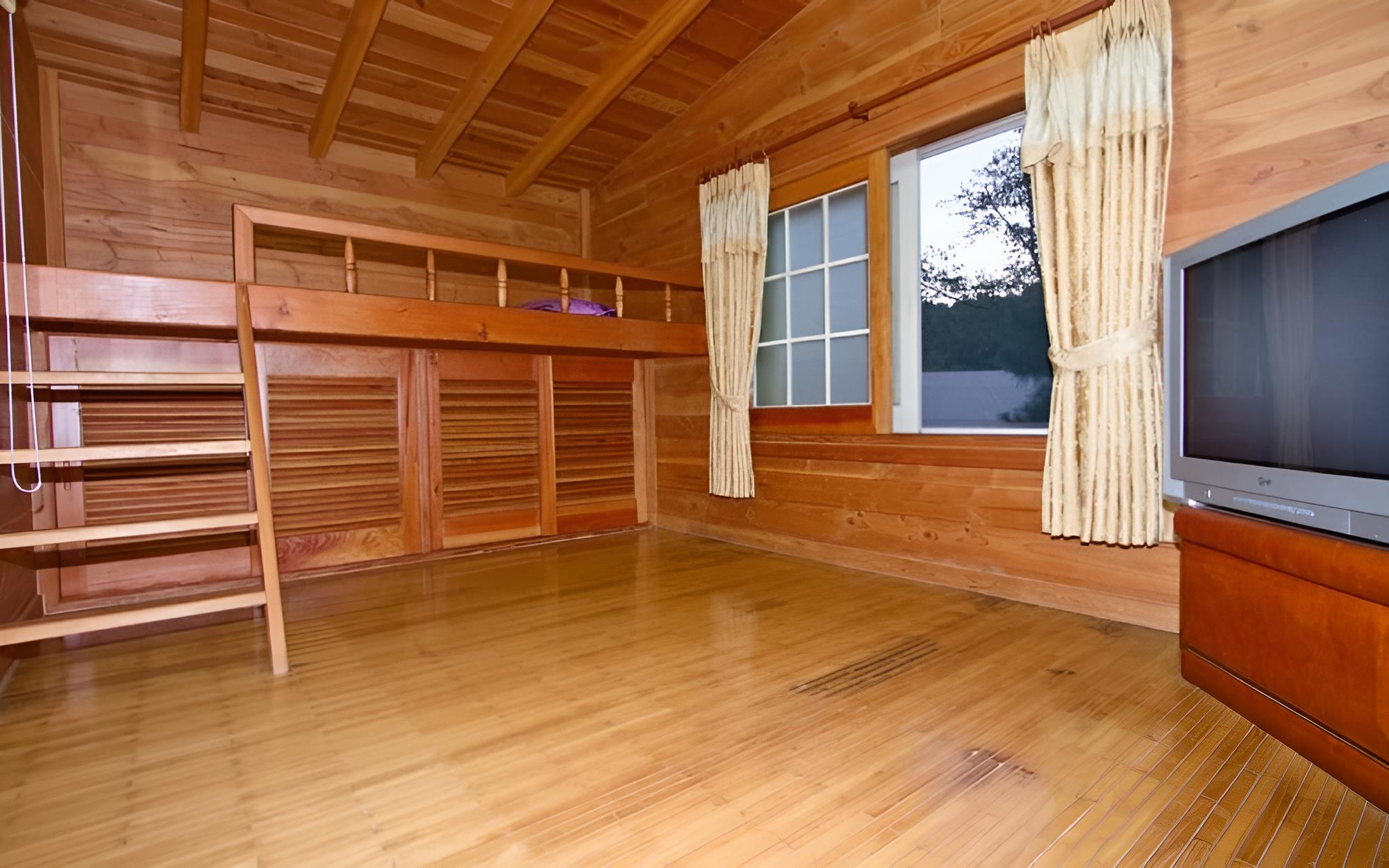 Ganghwado Poomane Pension view 5