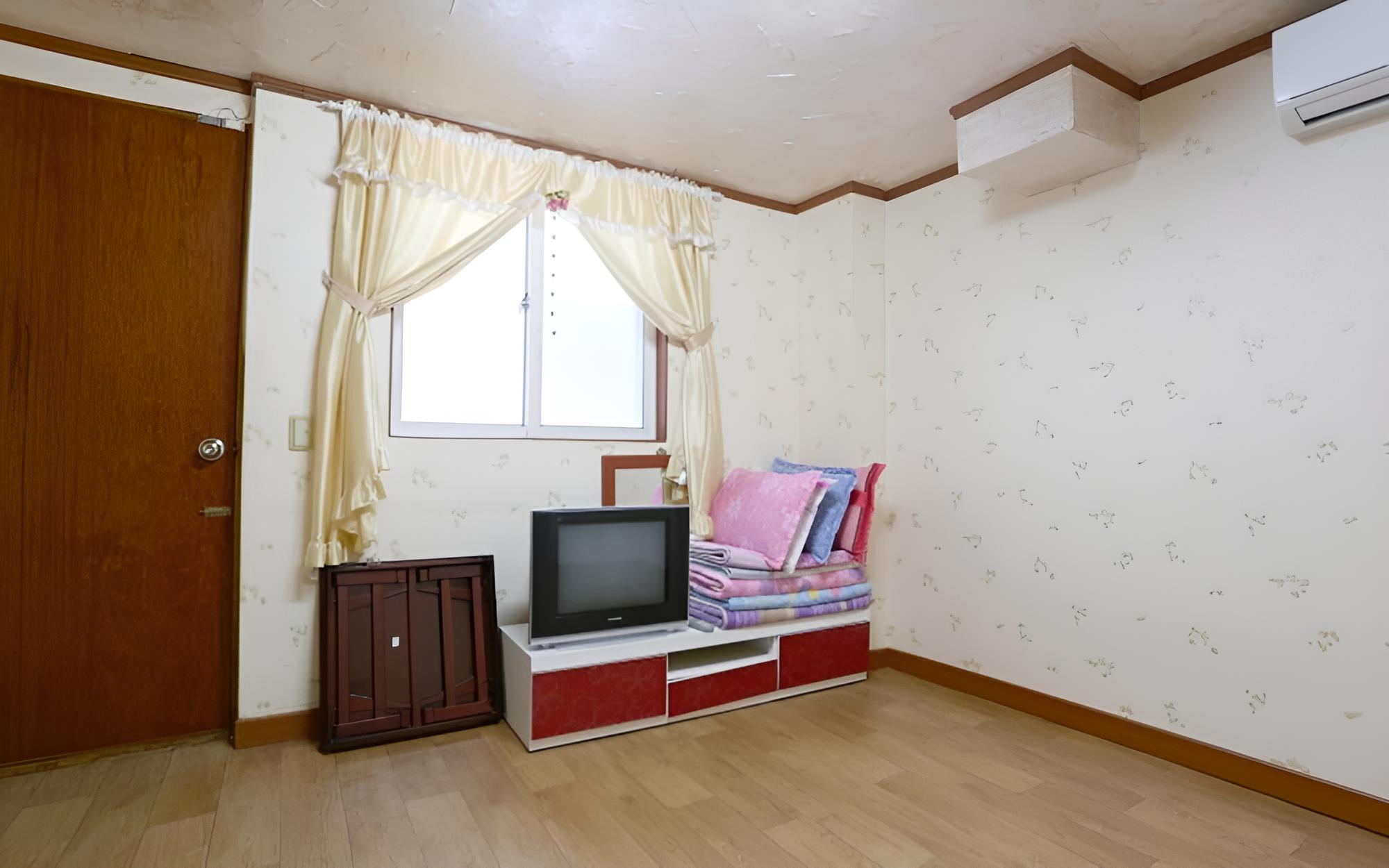 Photo 47