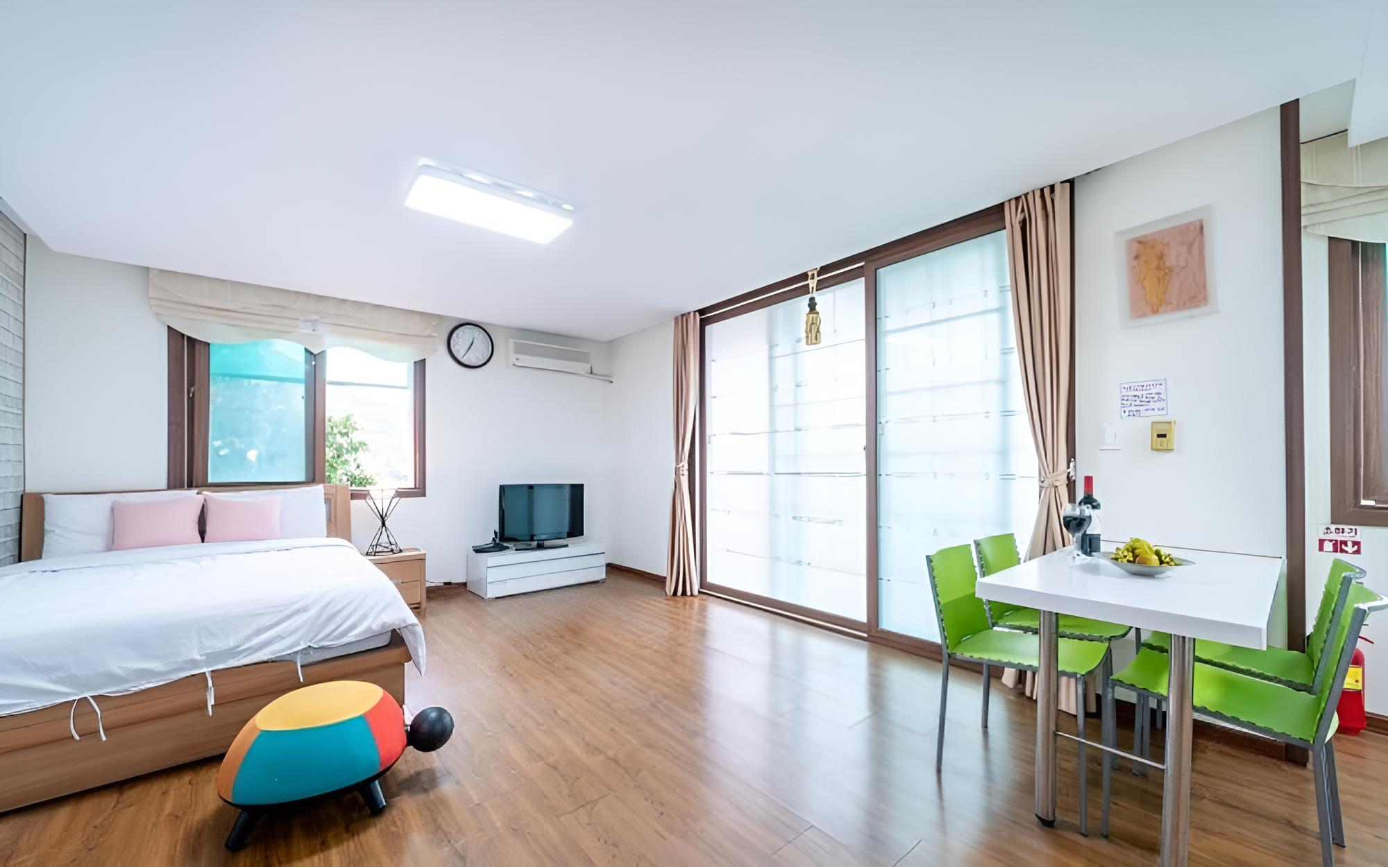 Geoje Lohas Condo Pension