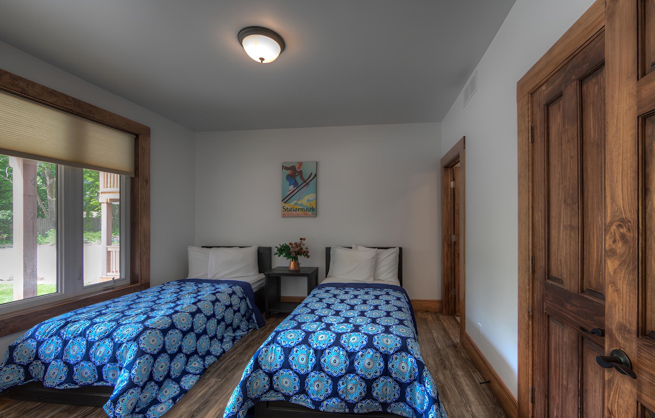 100 Pilsen Way view 4