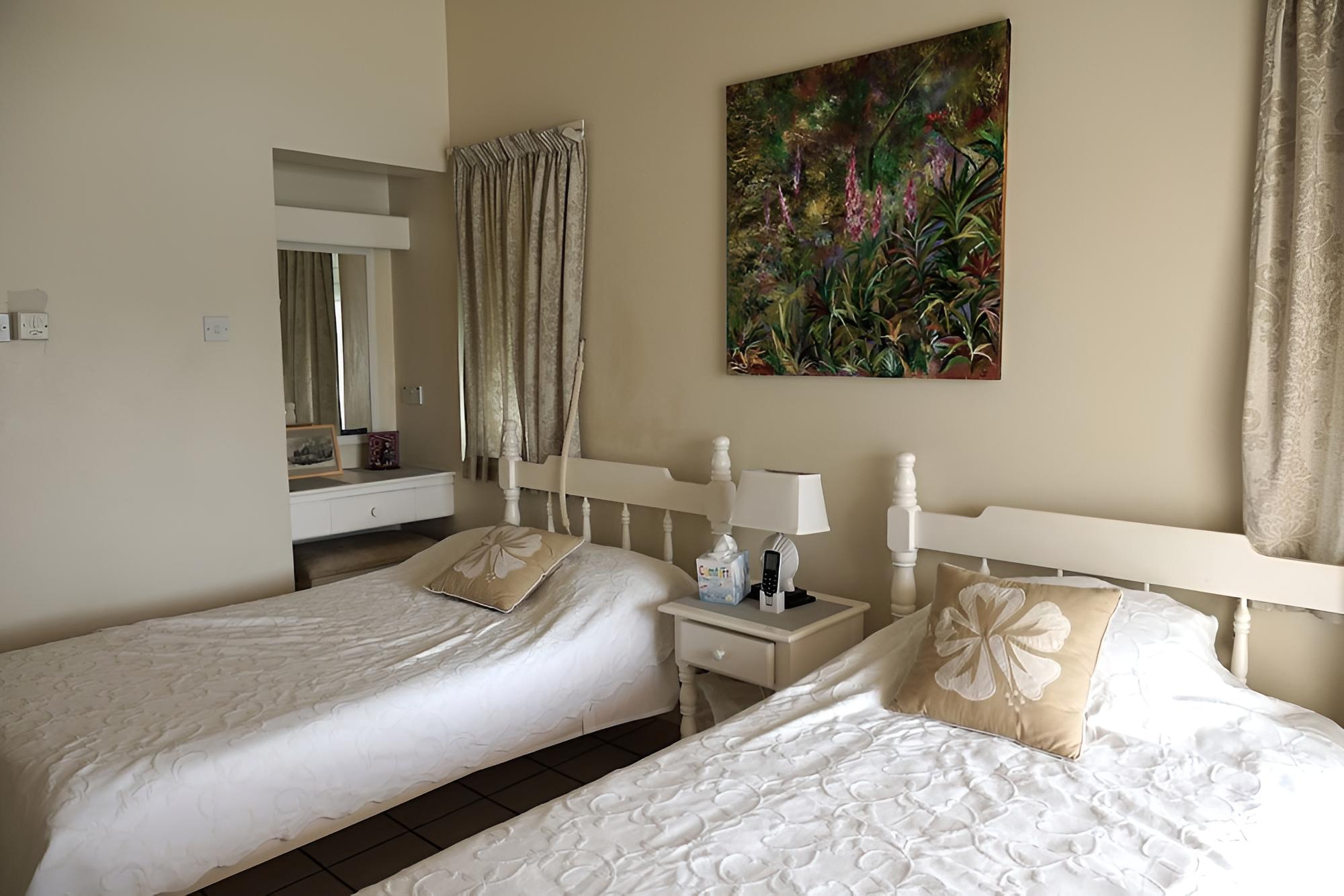 Admiral's Quay #5 - Comfortable Townhouse 3 Bedroom Townhouse by RedAwning