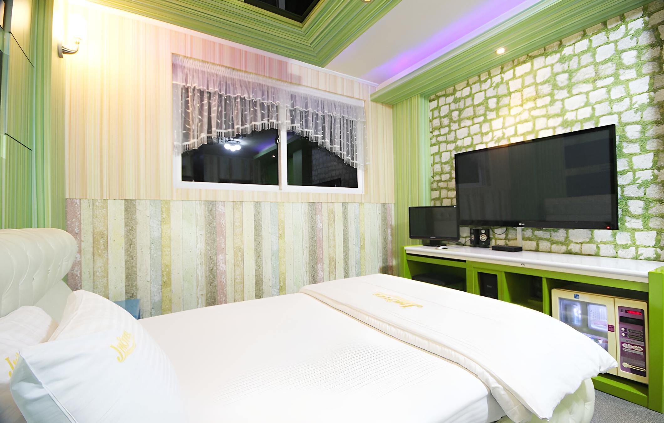 Gimcheon J Self Check-in Motel