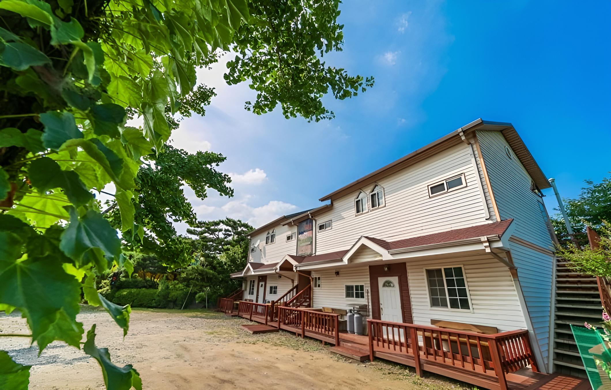 Anseong Lake Pension