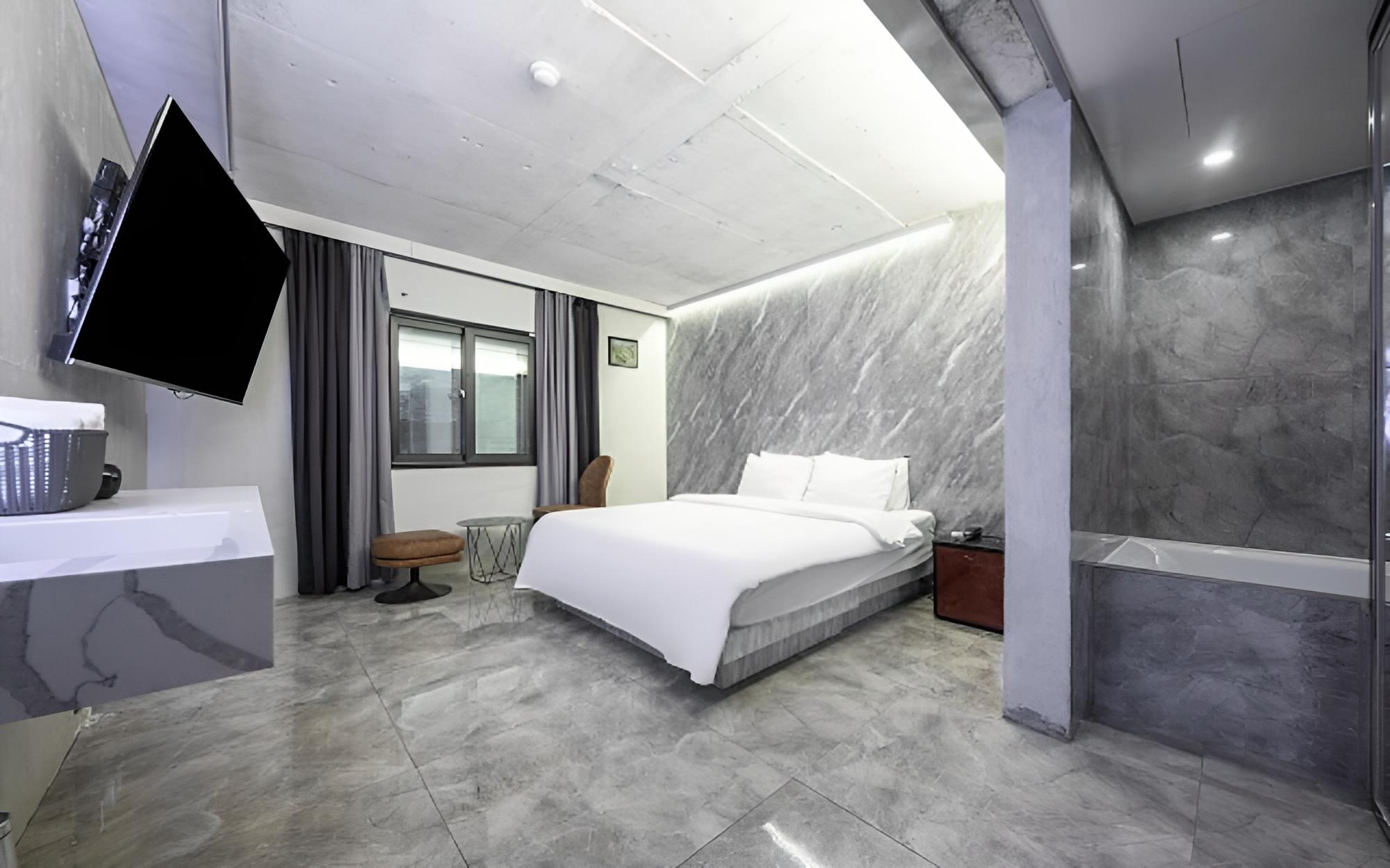 Incheon Seoknamdong Del Luna Hotel view 2