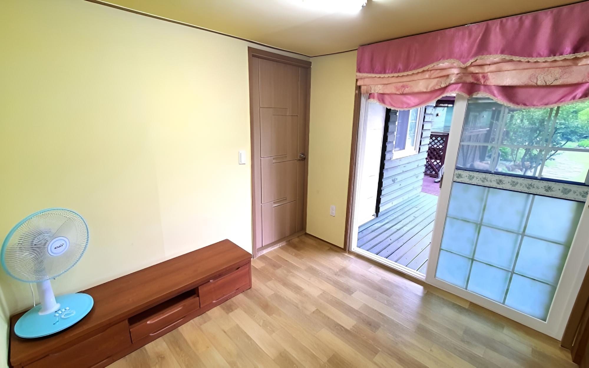 Hadong Sansuae Pension