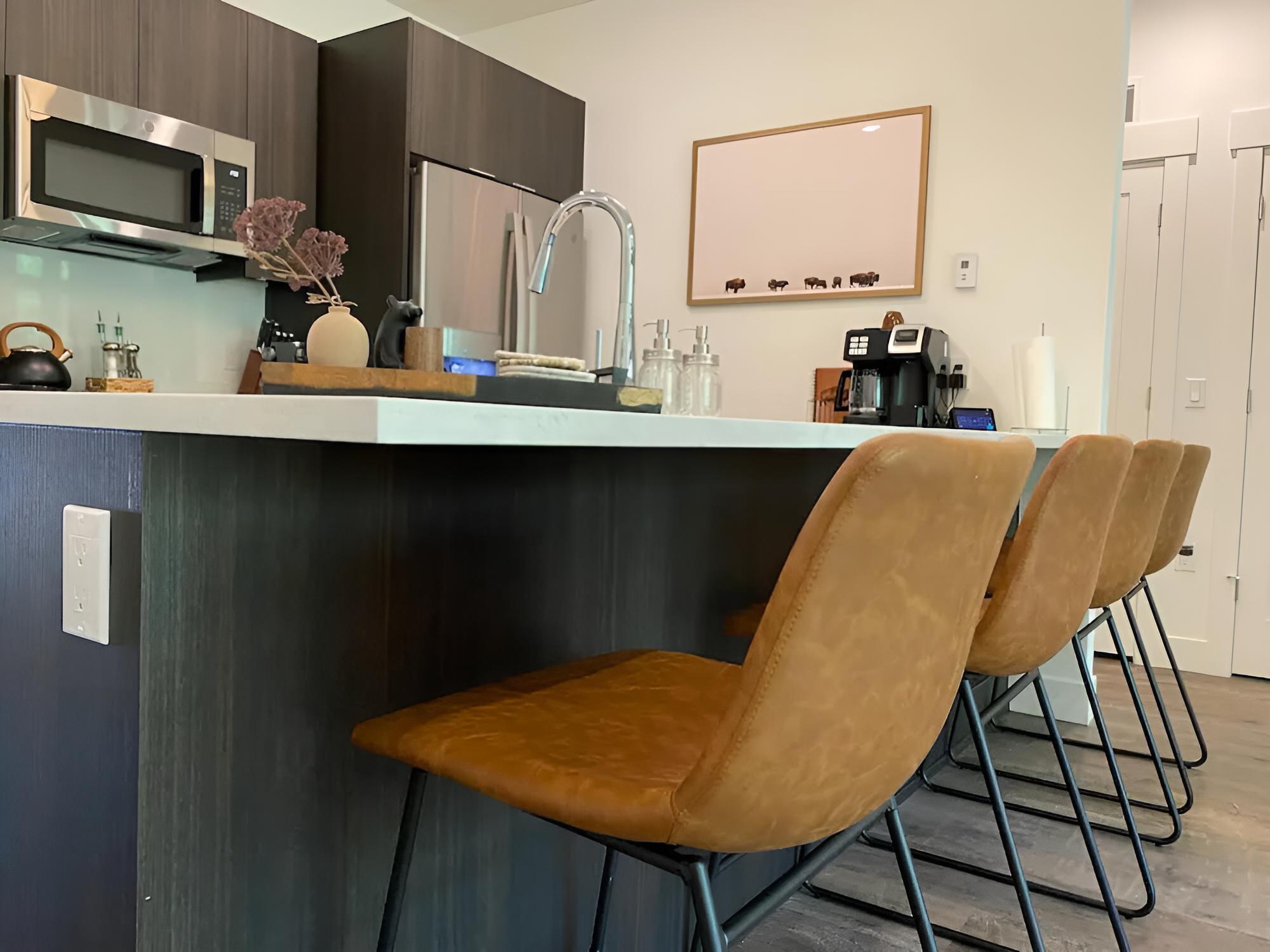 New Luxury Condo River View Sounds Patio Hot Tub, Bilde 41