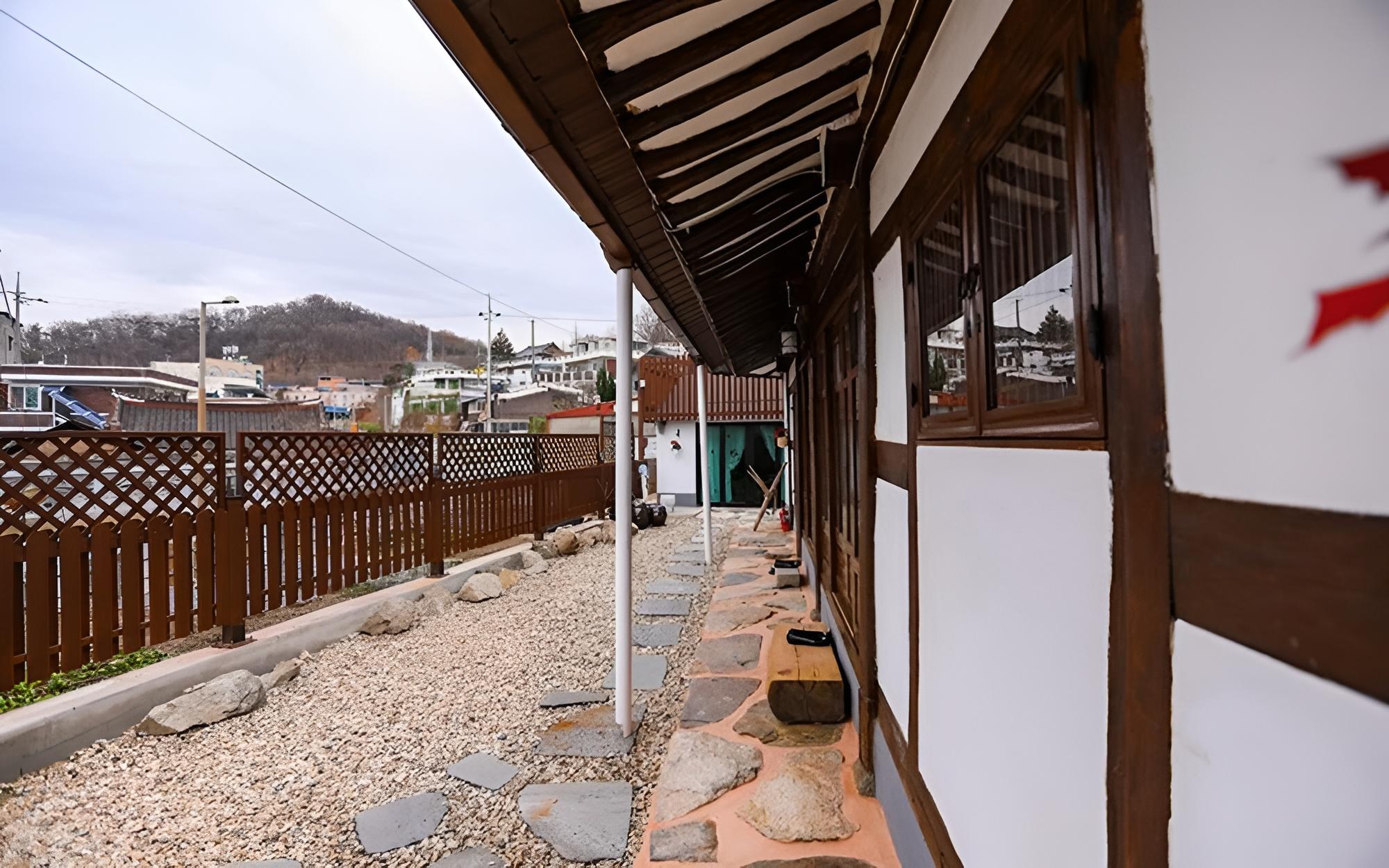 Jeonju Jeonju Hanok Gohui Pension