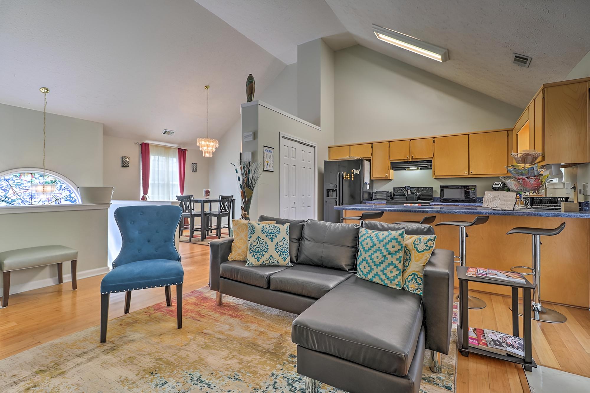 Classic Southern Family Home - 6 Mi to Atlanta!