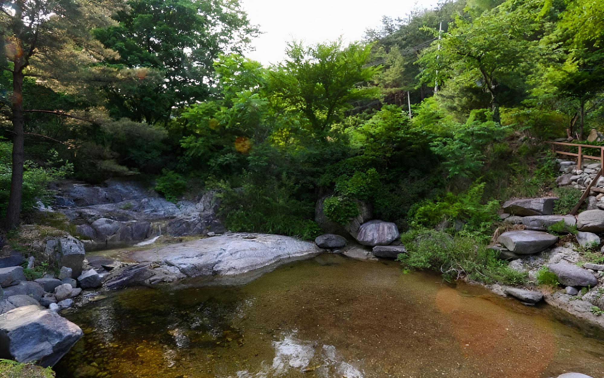 Gangneung Yeon House Pension view 4