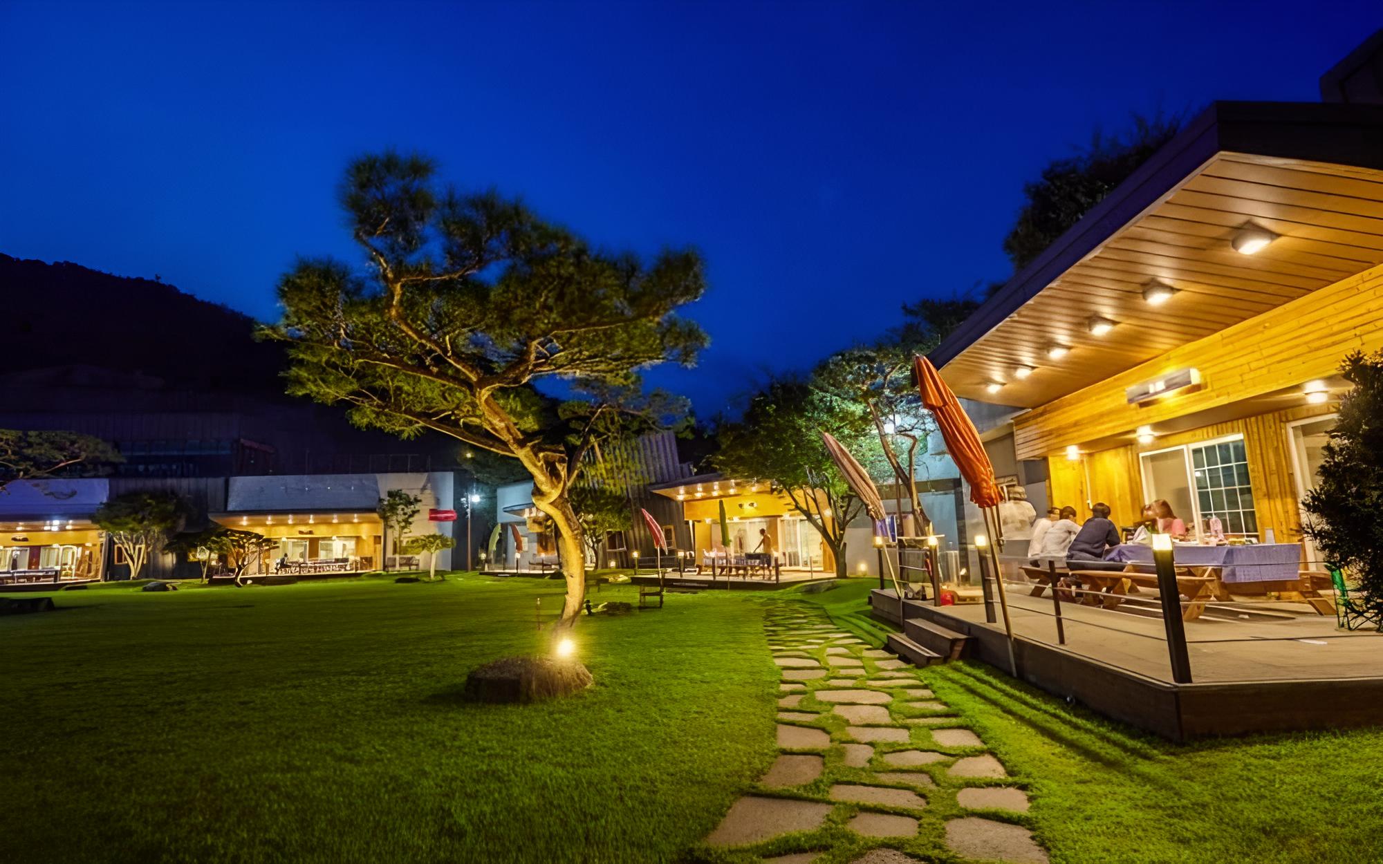 Cheongju Okhwayongsojelpyeong Pension