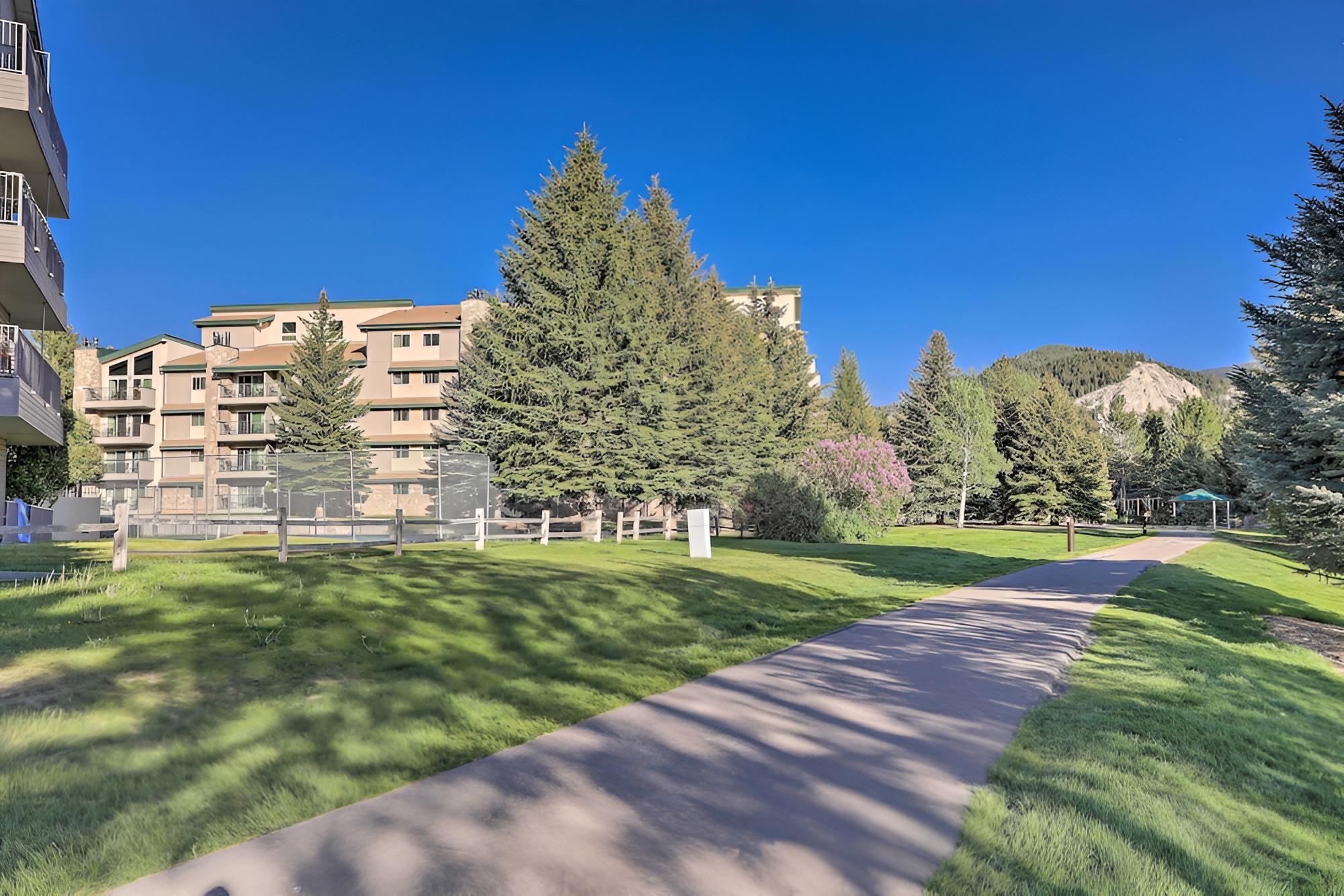 Condo w/ Great Proximity to Trails & Slopes!