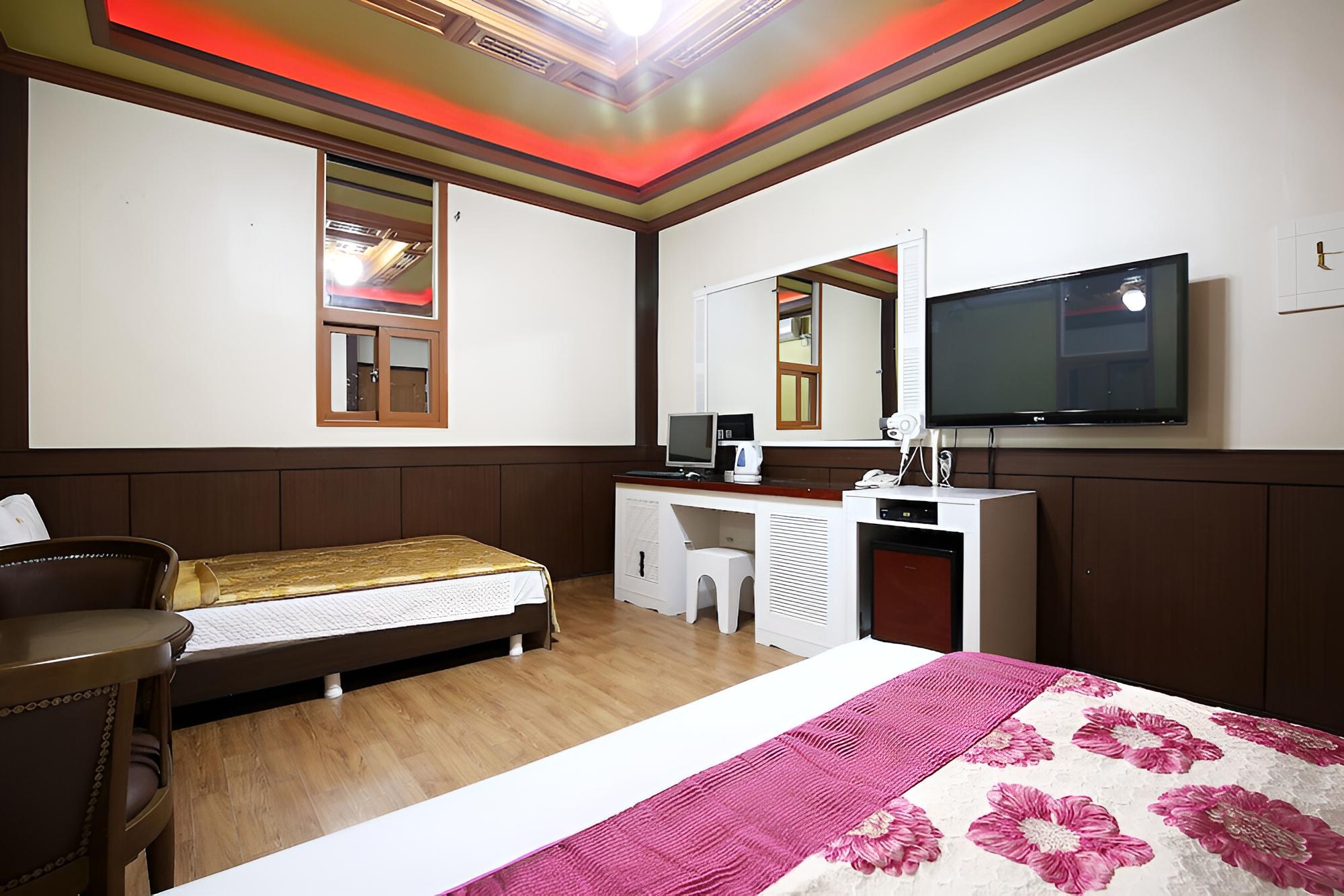 Jeungpyeong Hotel Italy