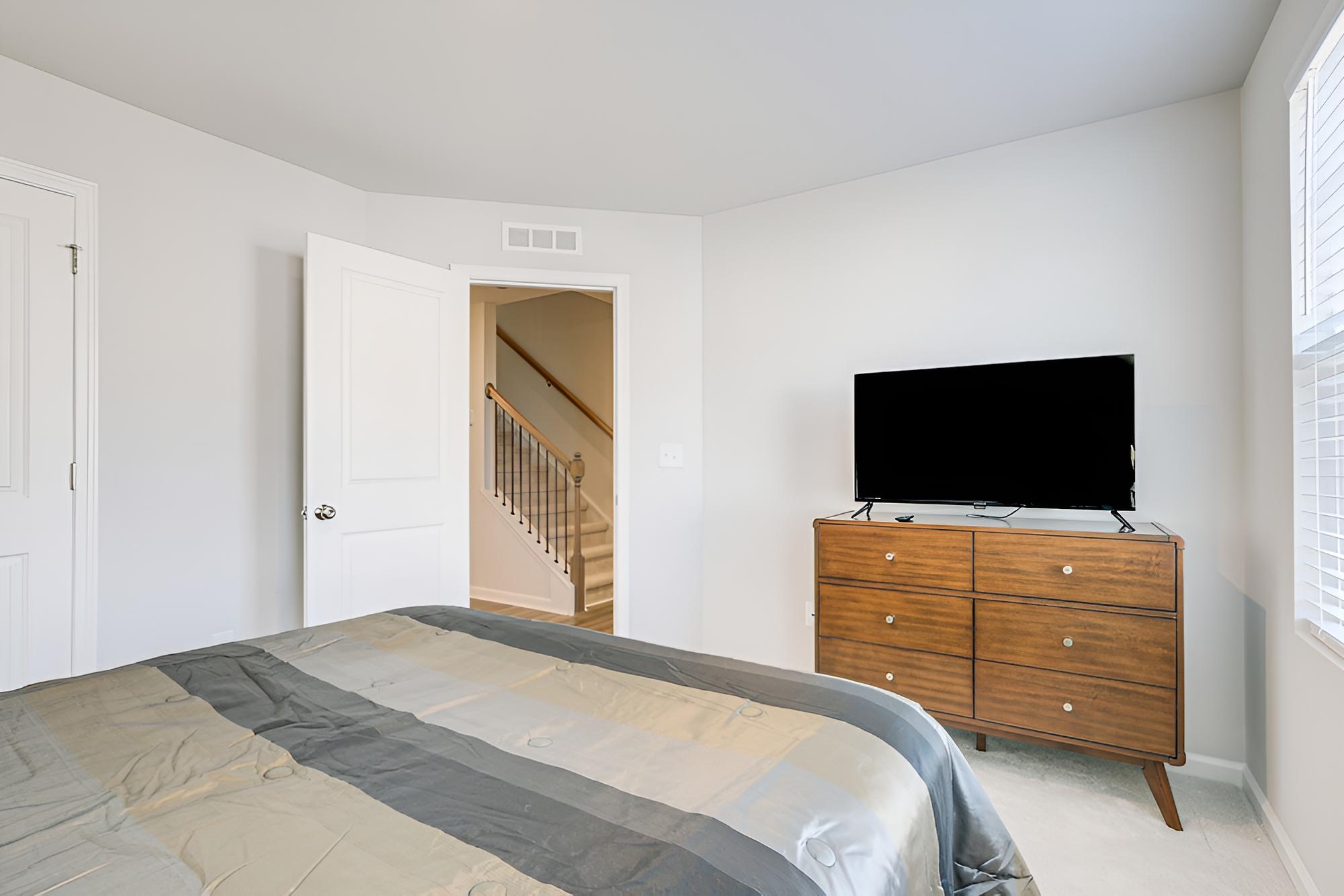 Clayton Townhome ~ 13 Mi to Downtown Raleigh!