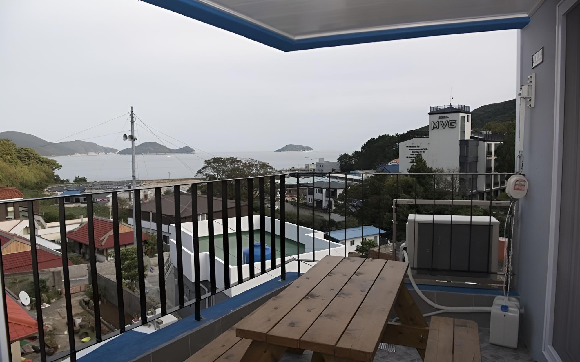 Geoje Soleil Pension