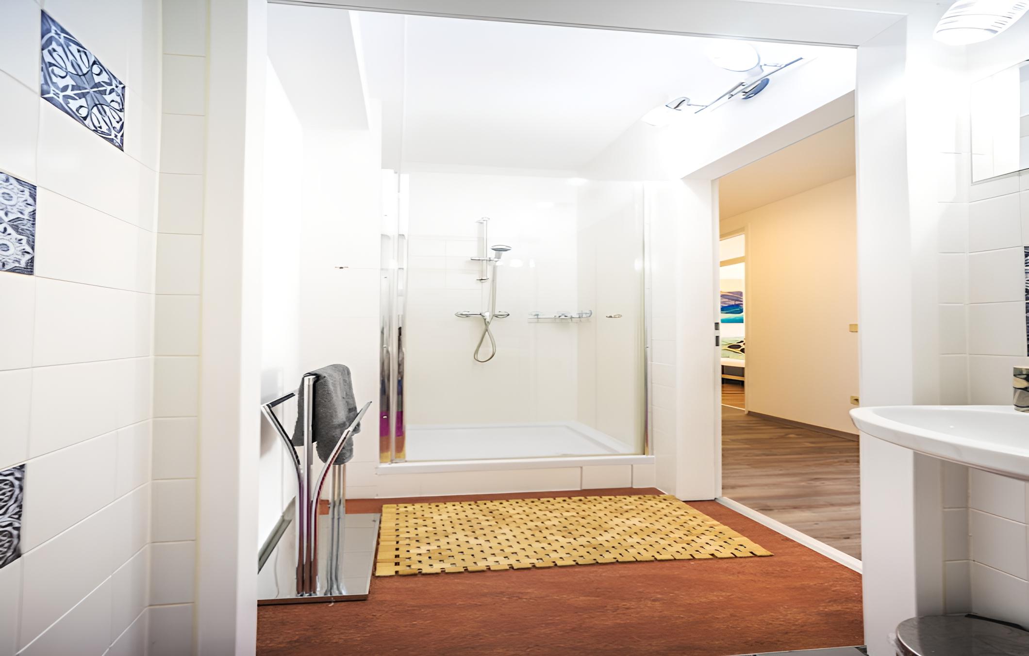 10Min Downtown 3 rooms Parking Metro100m