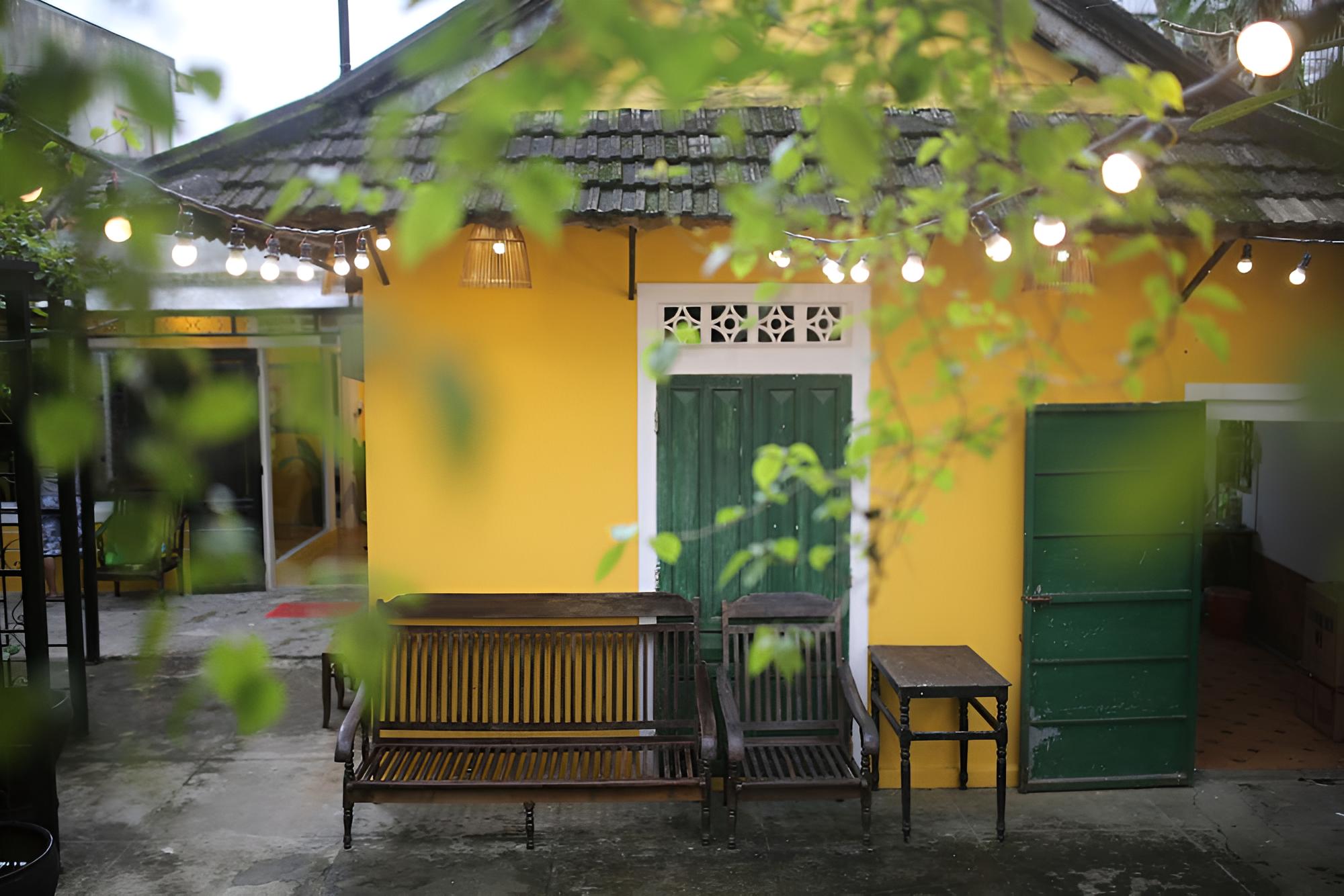 Lotus House