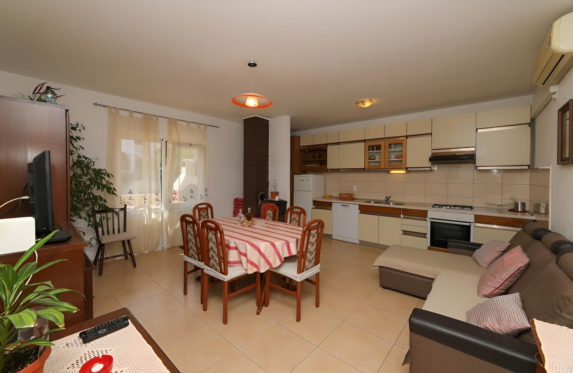 Anđa - With Large Terrace - A1-angie