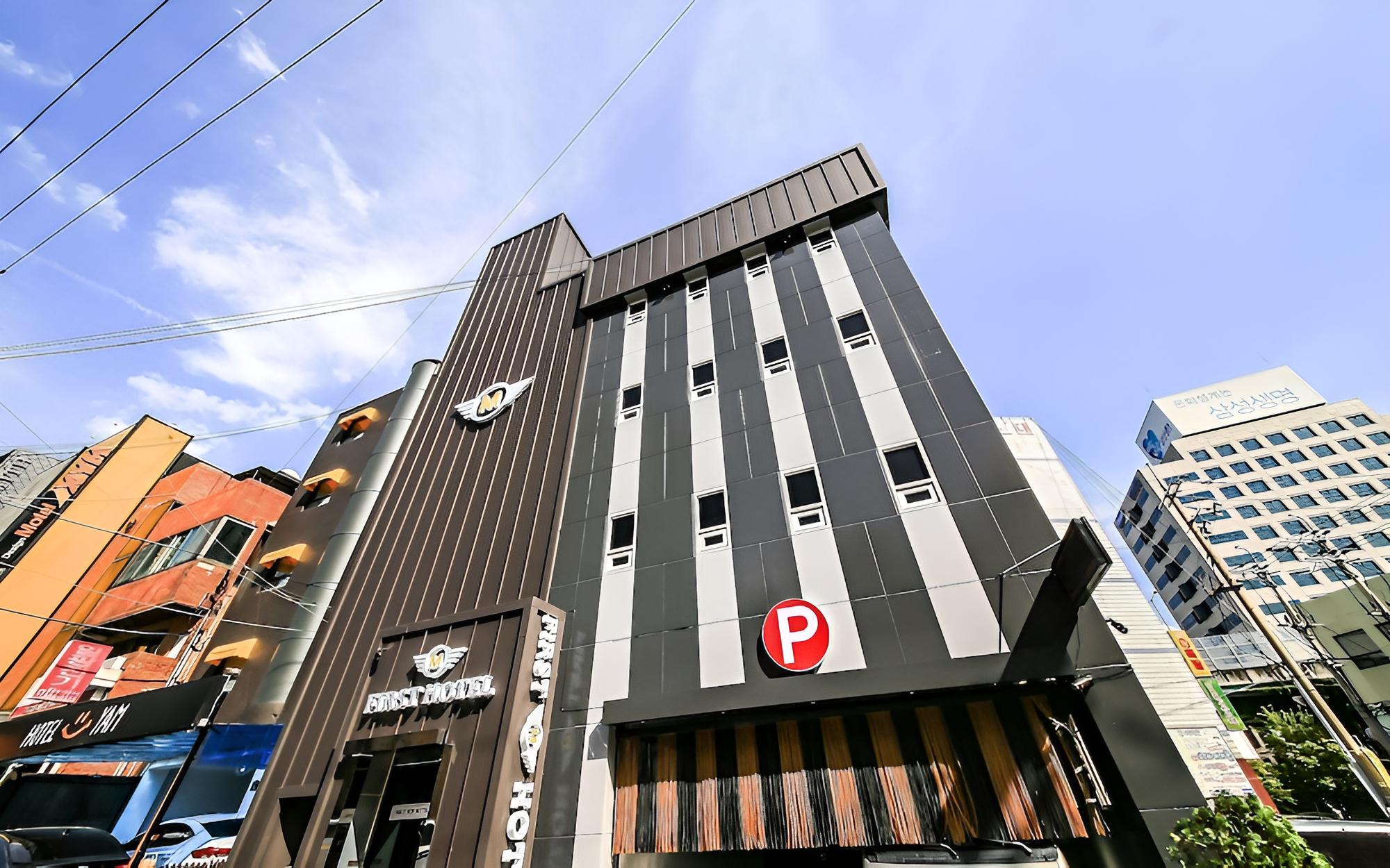 Suwon First M