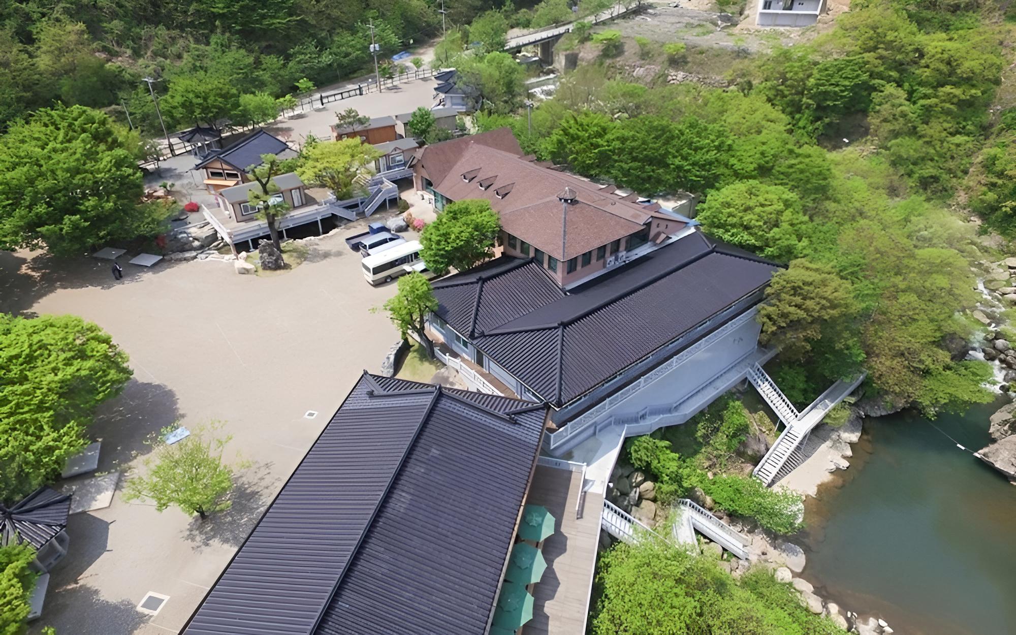 Seongju Gaya Hwangto Pension