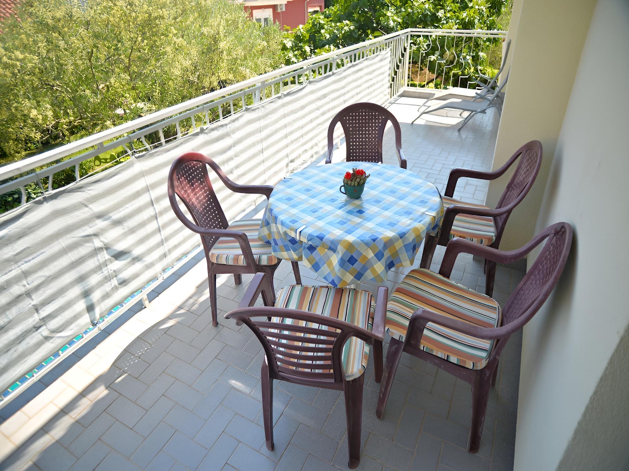 Mila - Family Friendly & Comfortable - A1 view 3