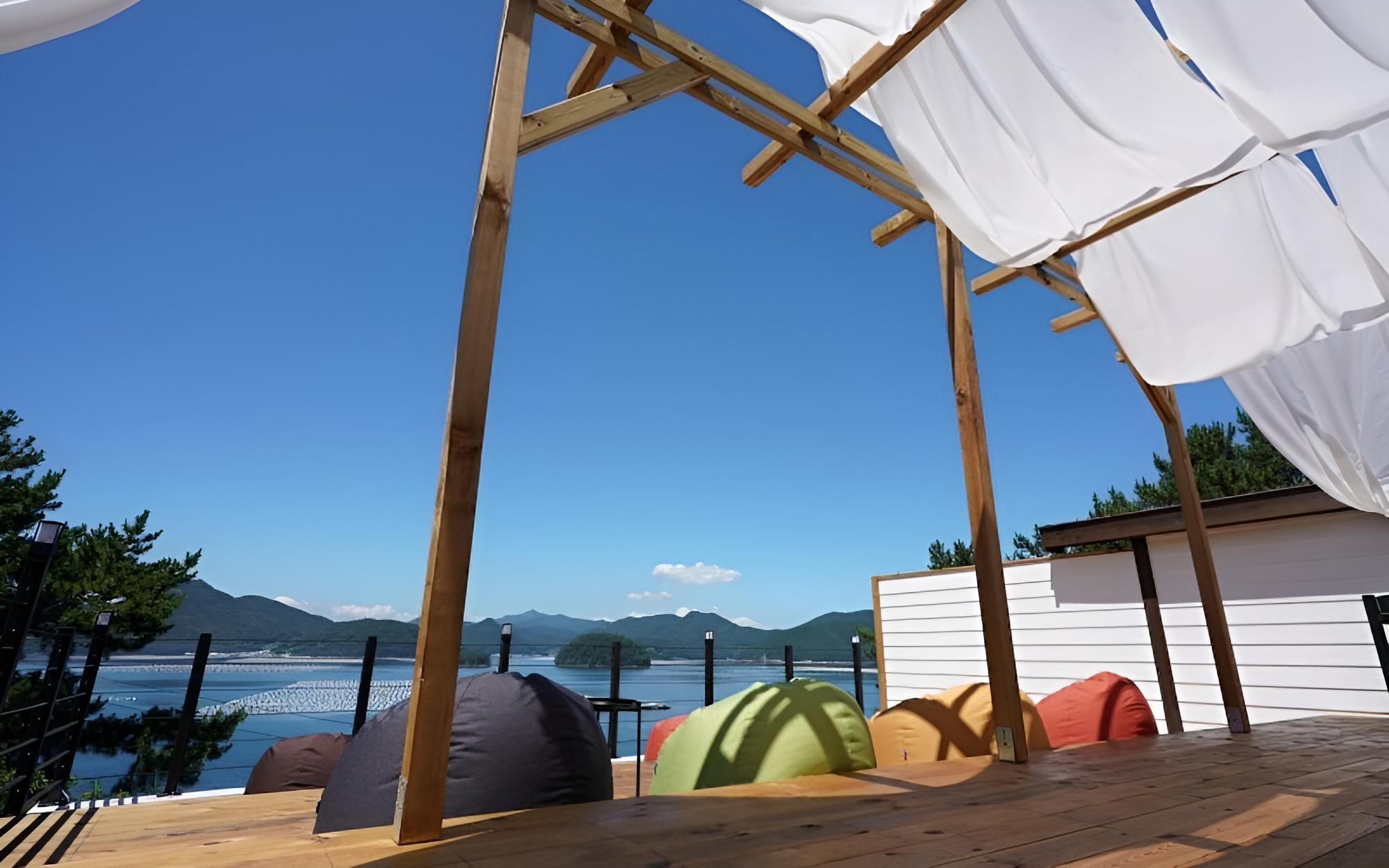 Tongyeong Glow Pension view 4