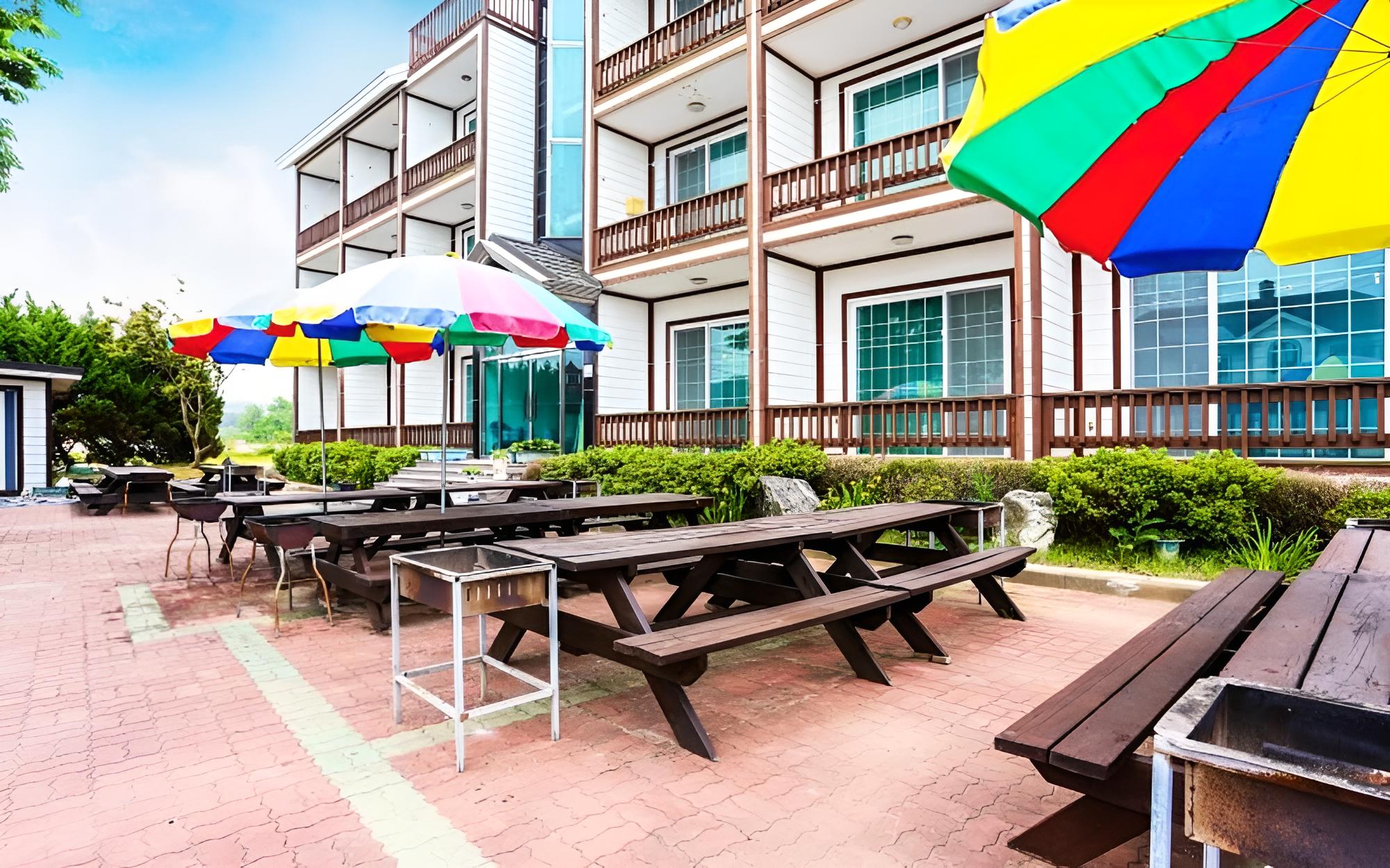 Taean Sinduri Park Pension view 3
