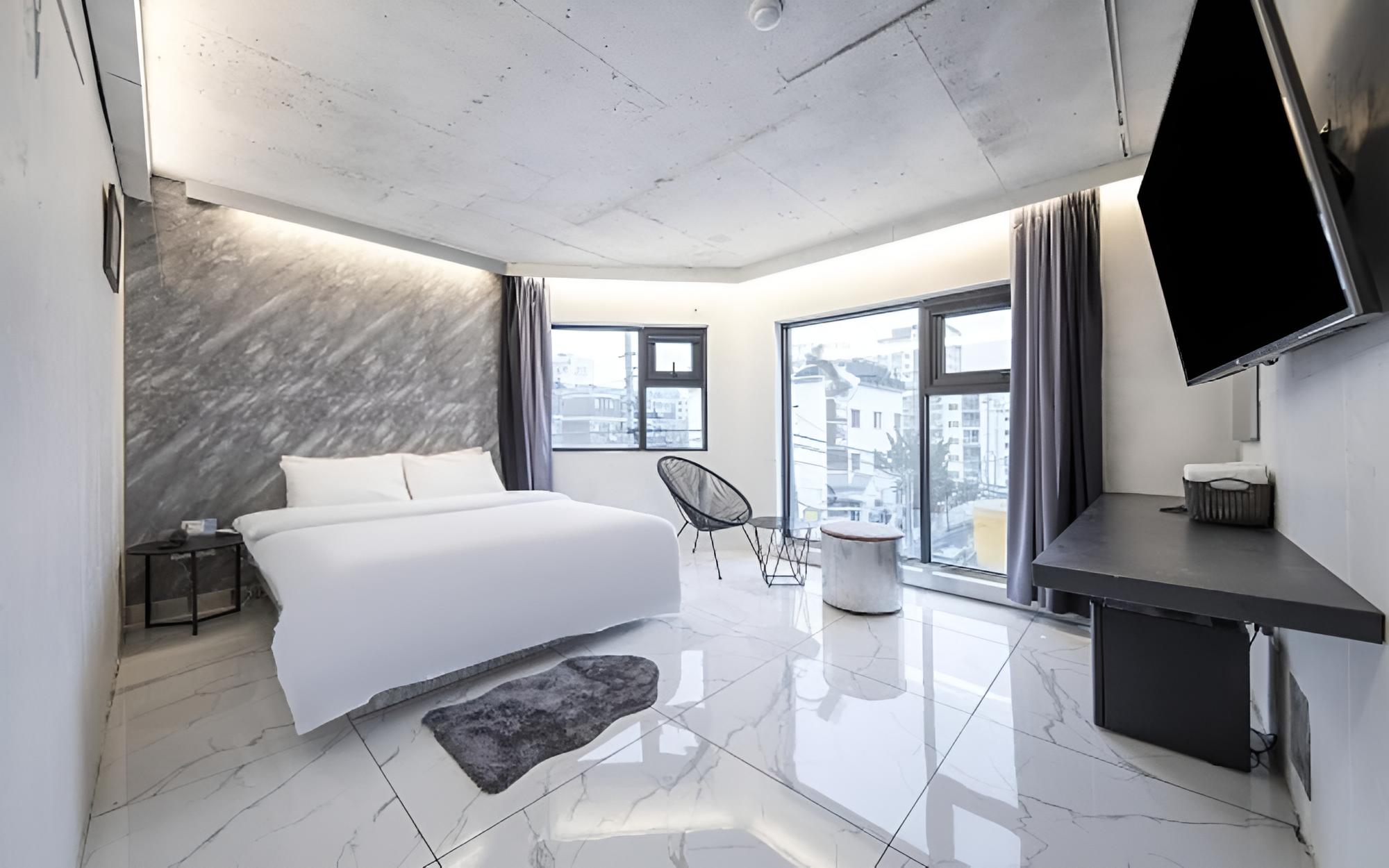 Incheon Seoknamdong Del Luna Hotel
