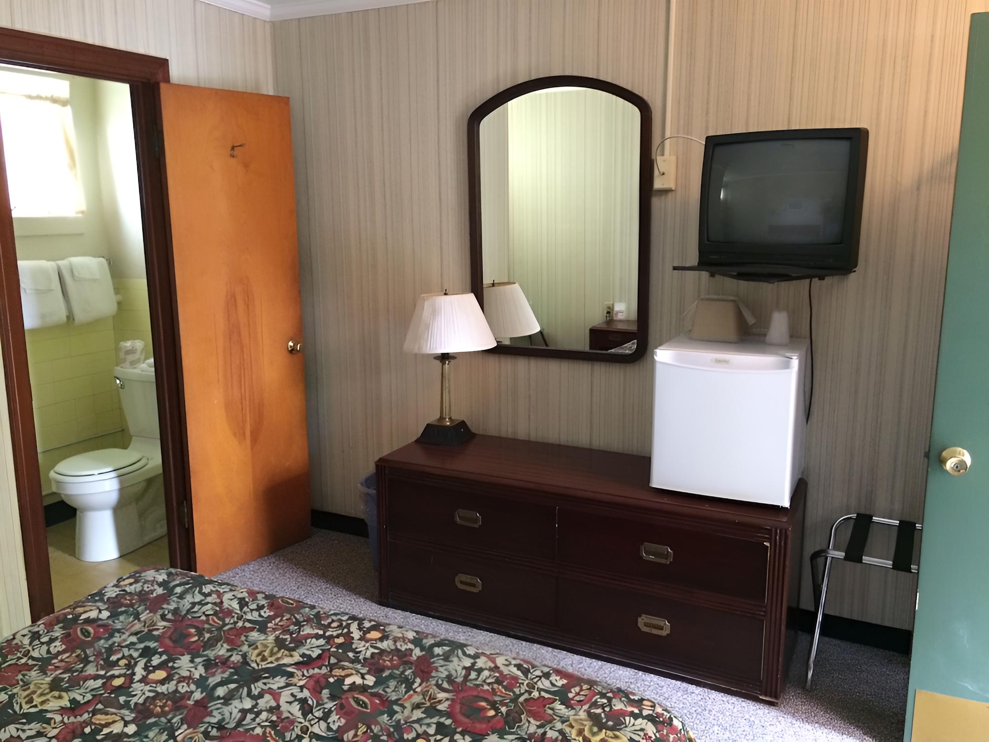 Maples Motel
