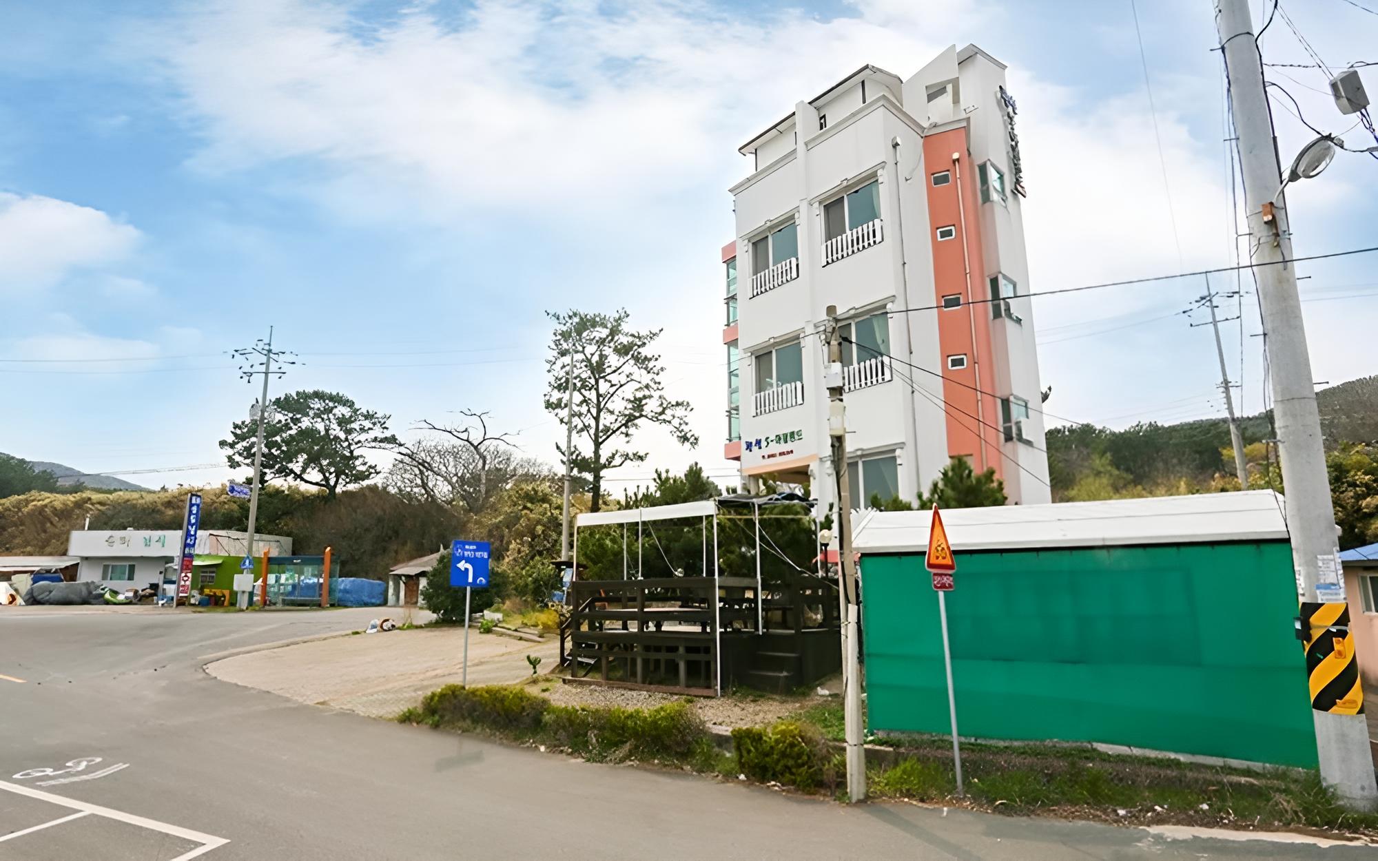 Pohang 5-island Pension