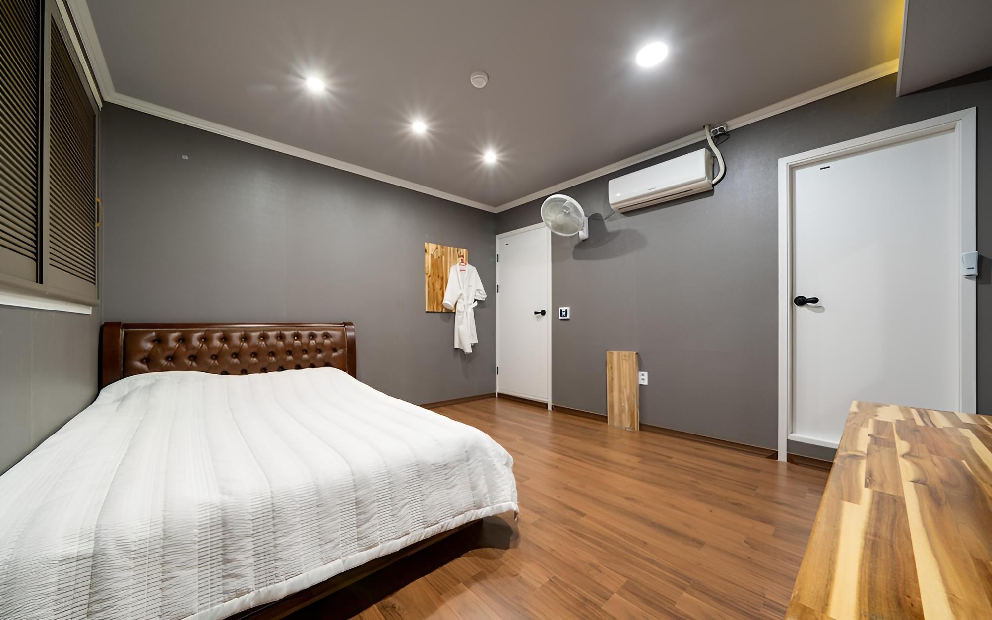 Yanggu Samhojang Motel
