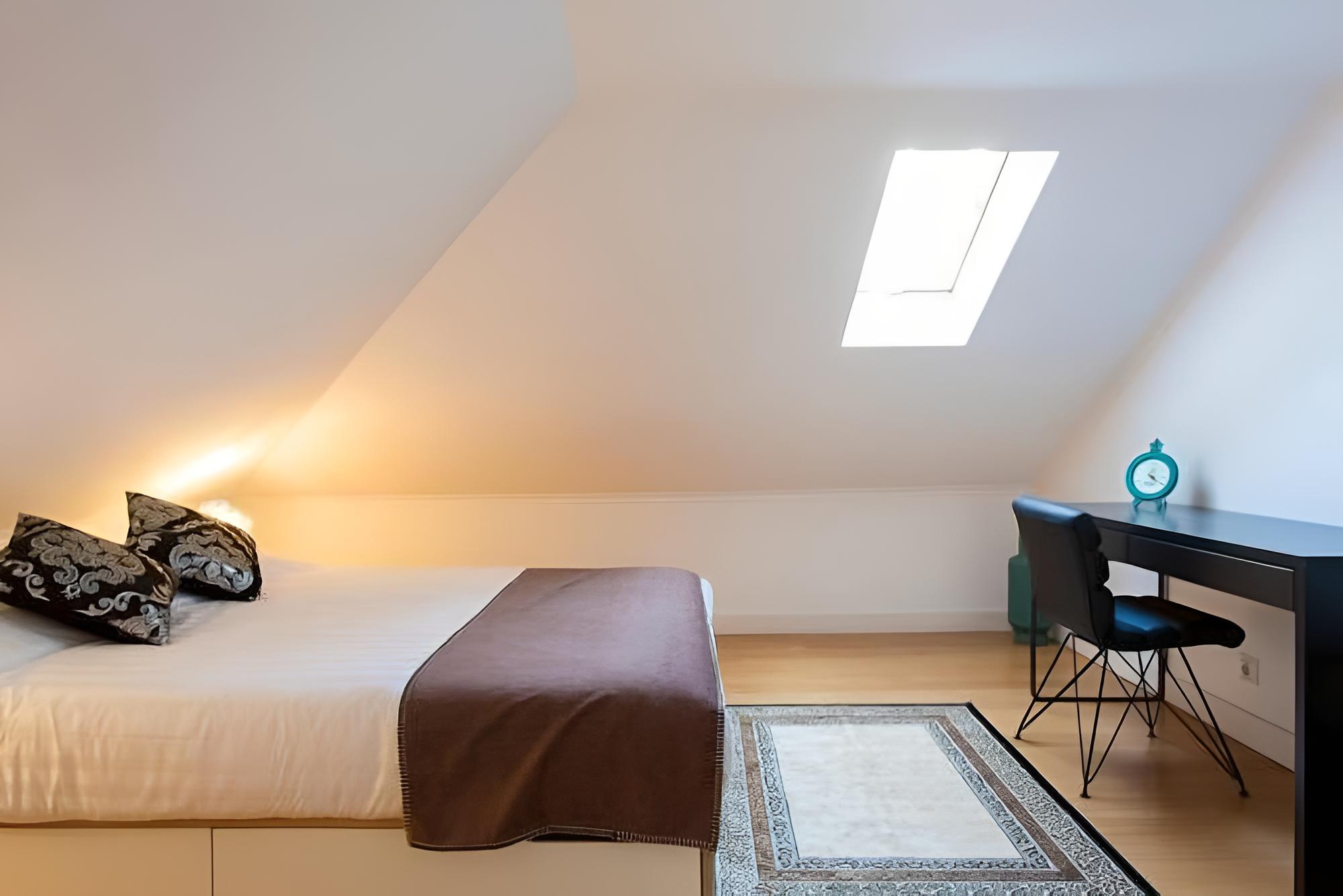 Santa Justa Suite by Homing