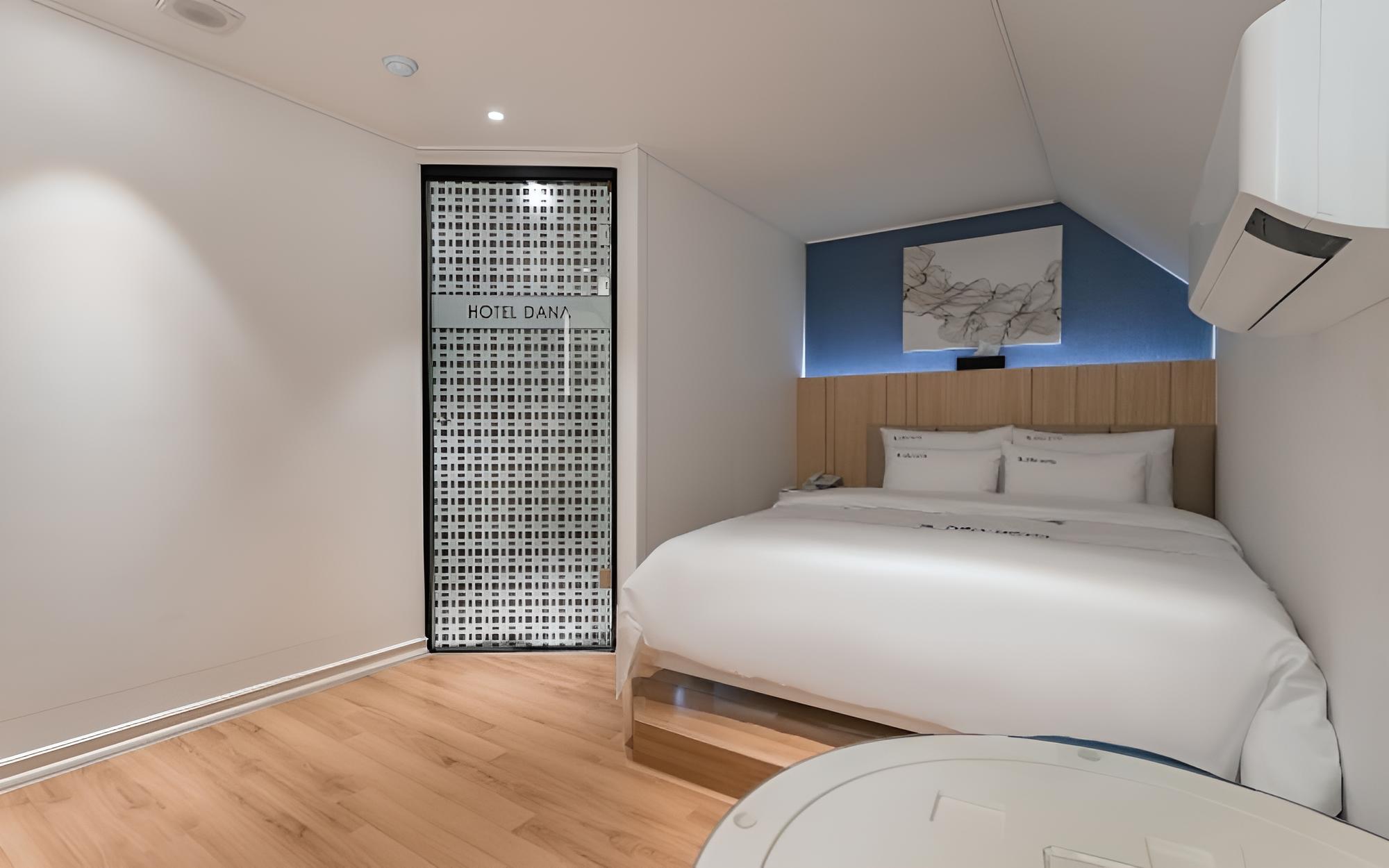 Jongno Dana Hotel