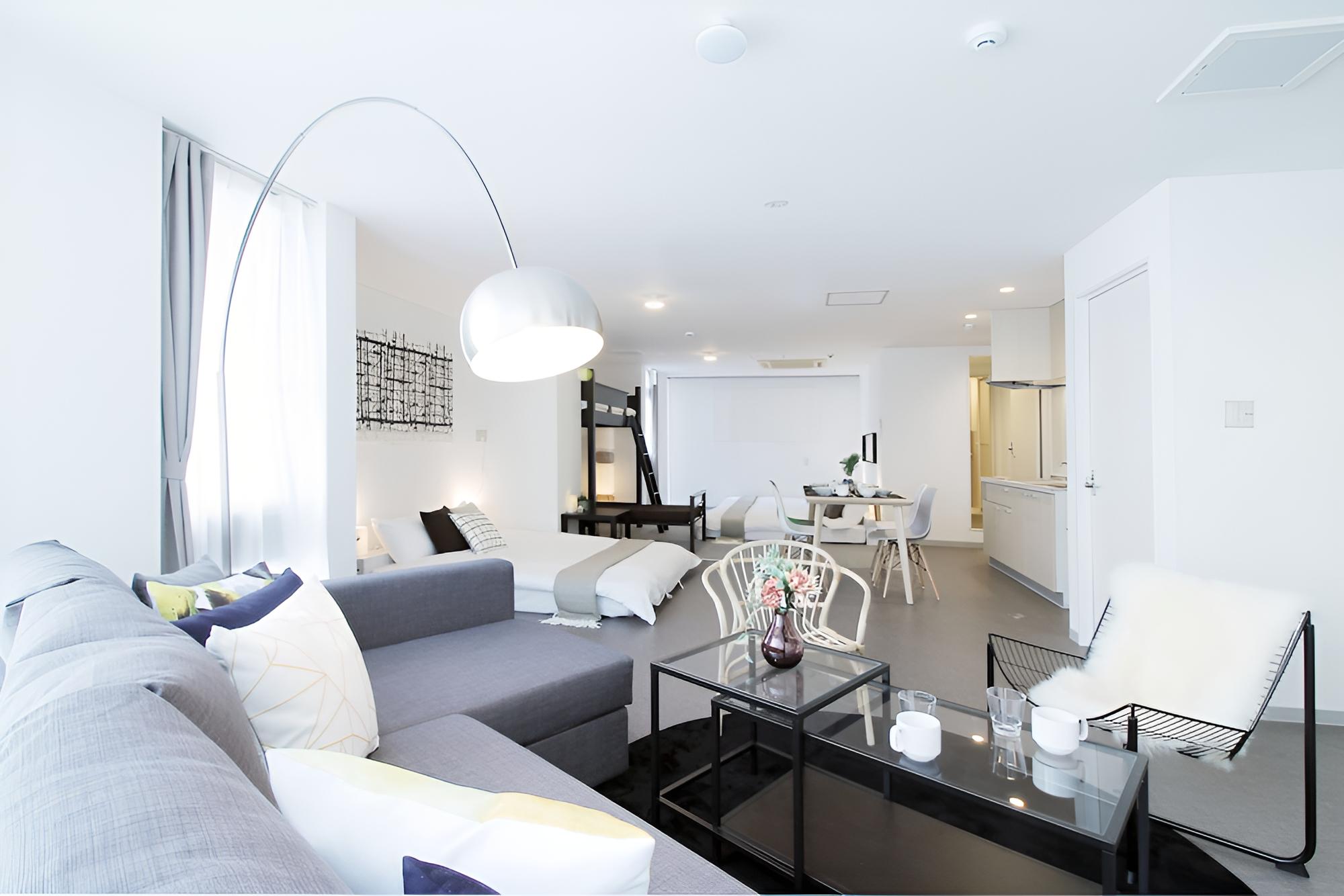 Yoshi Building 302