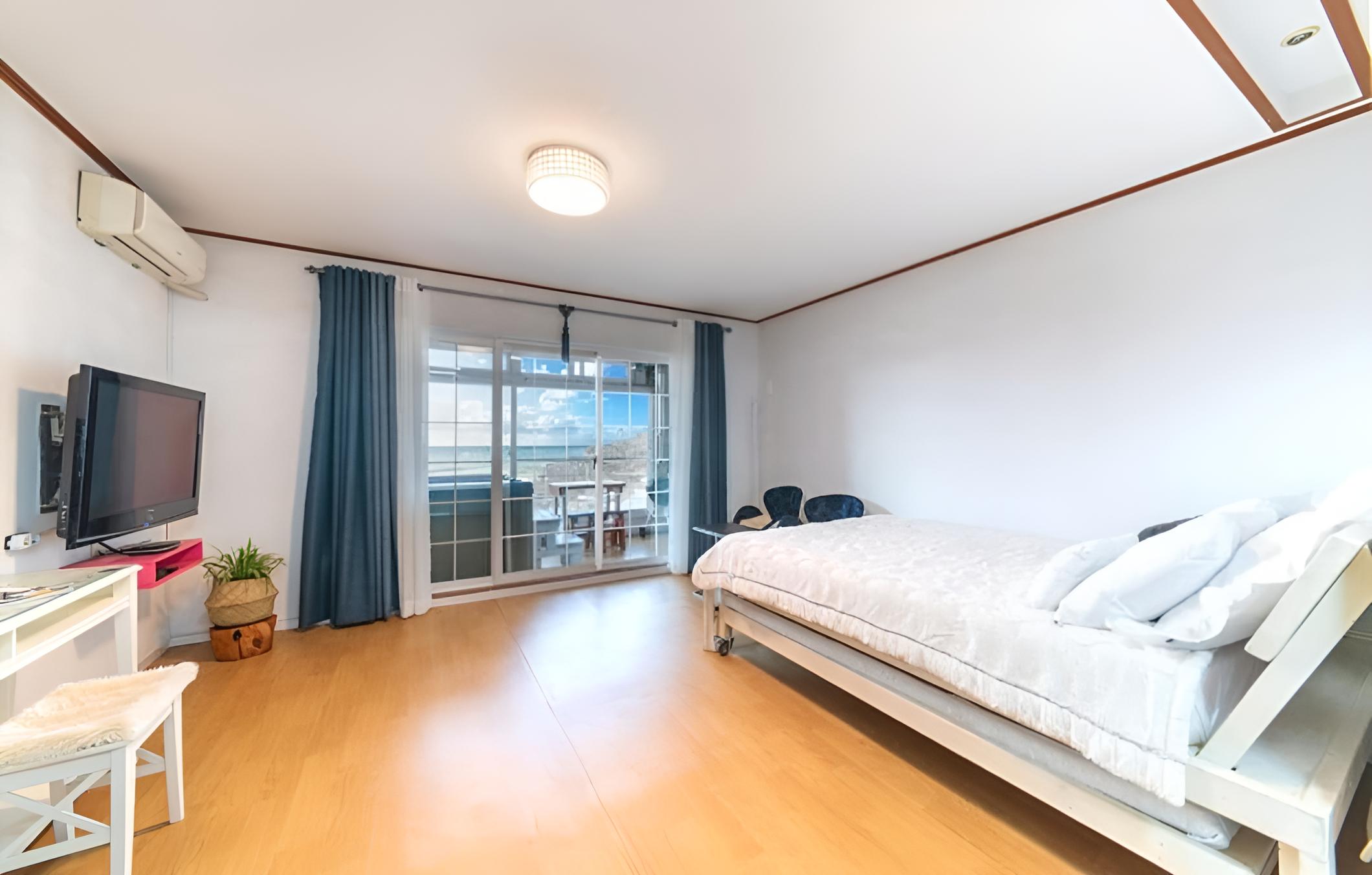 Ganghwado Petite Pension