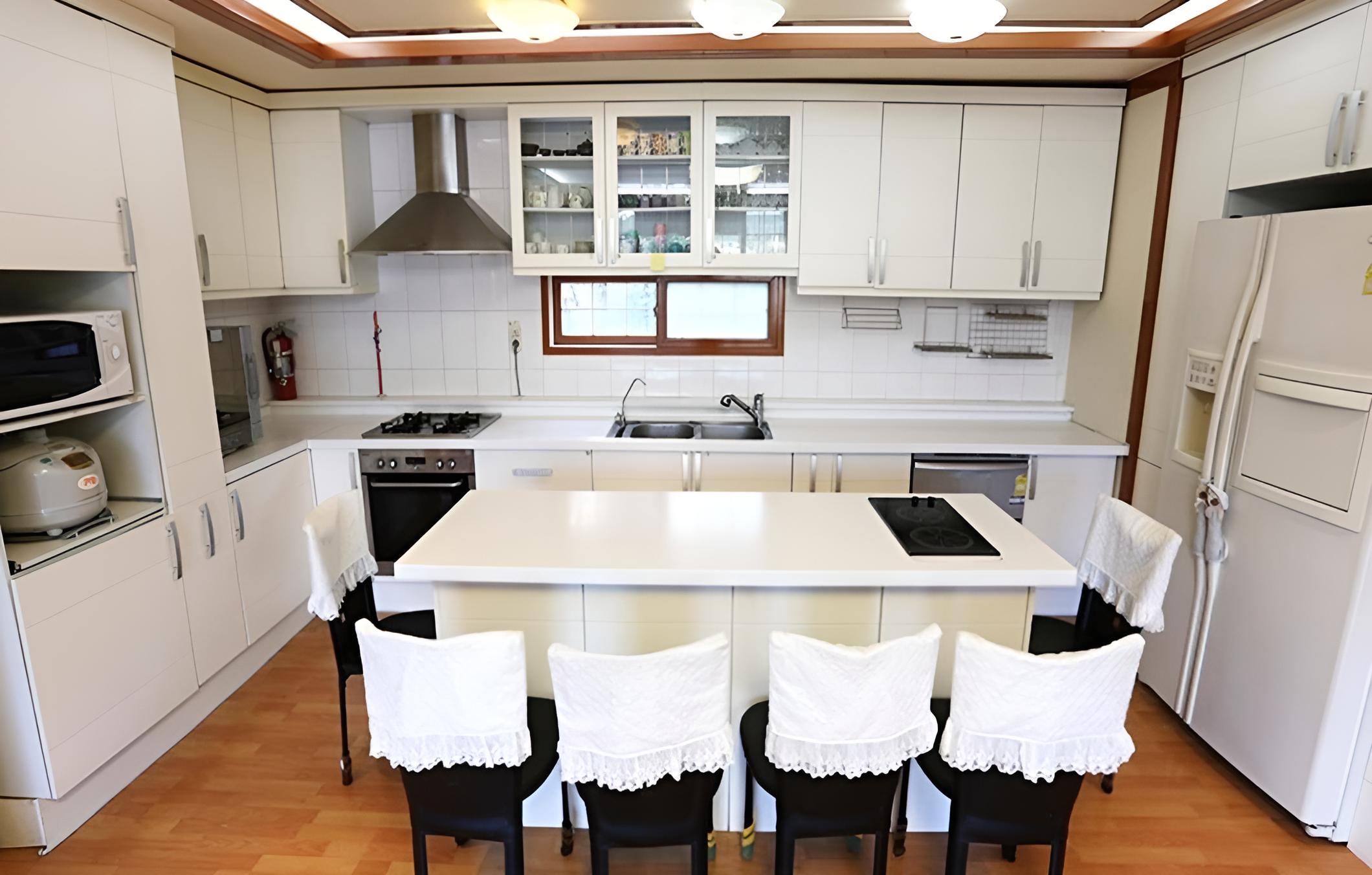 Yeoju White House Pension