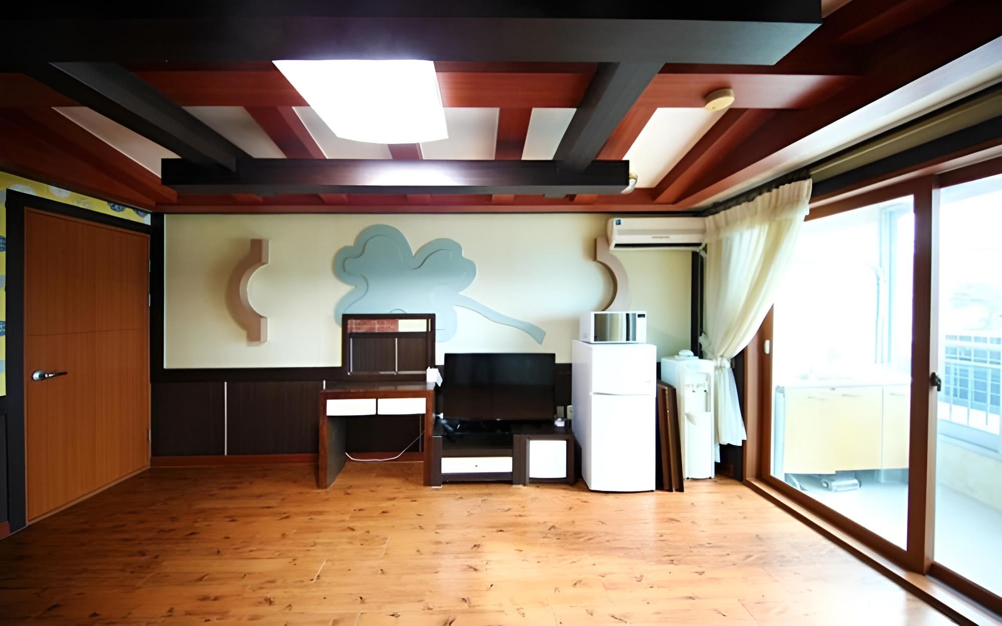 Photo 48