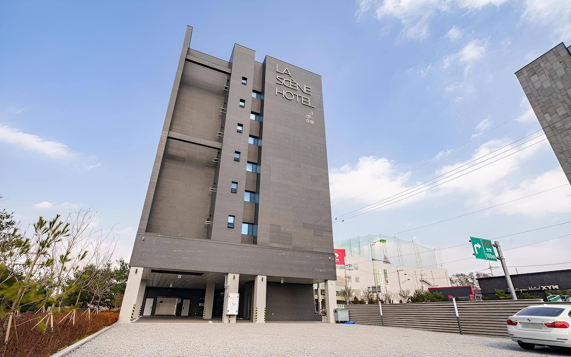 Pyeongtaek La Seine Tourist Hotel