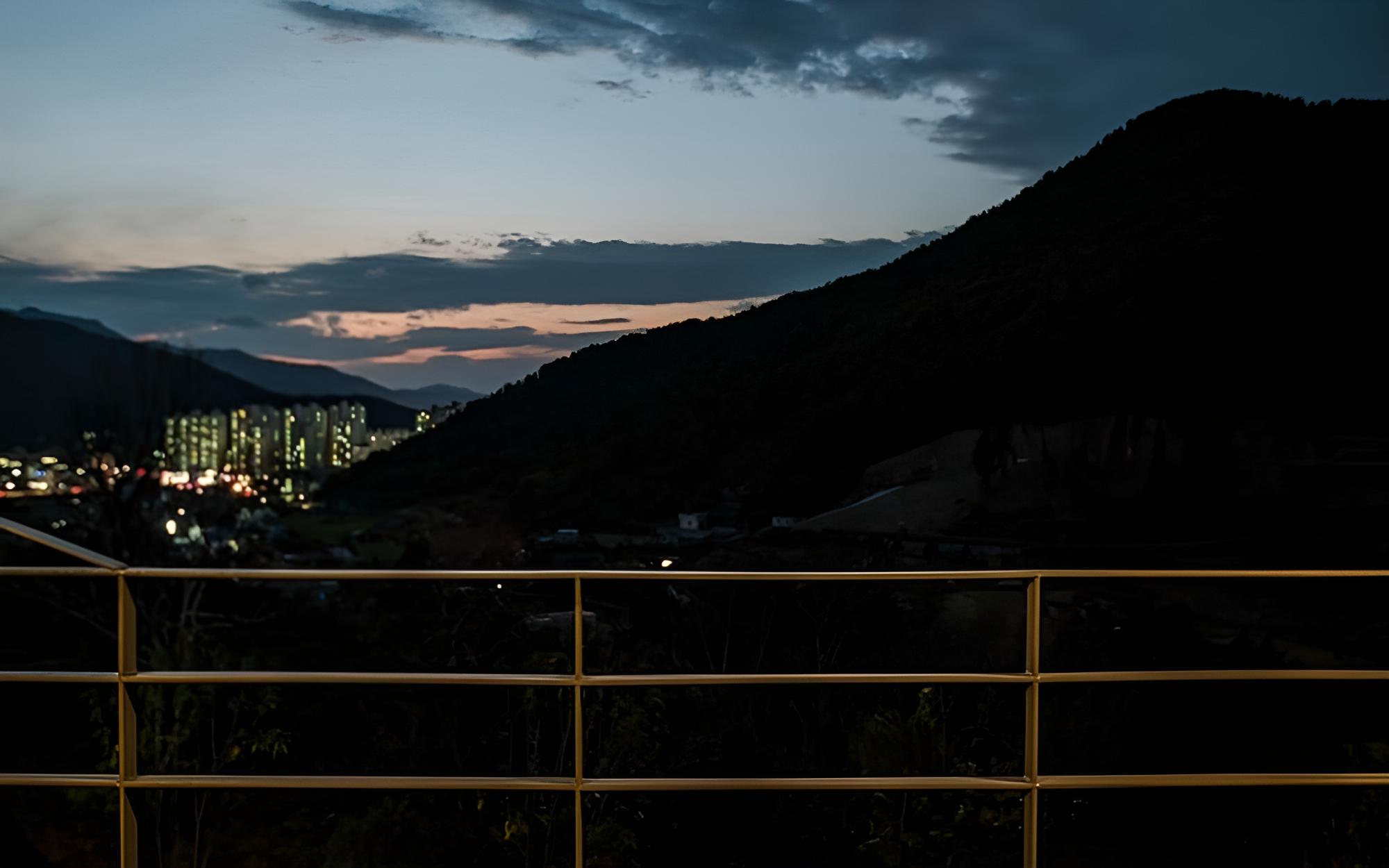 Geojedo Stone Hill Glamping Pension view 5