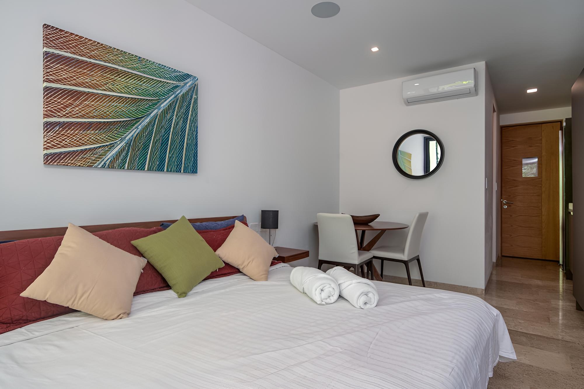 Deluxe apt in Playa close to 5th avenue