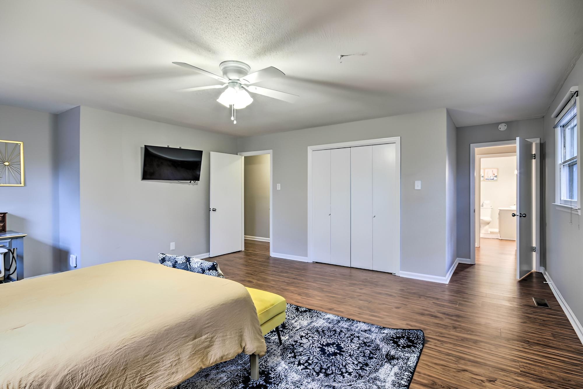 Centrally Located Martinez Home w/ Backyard!
