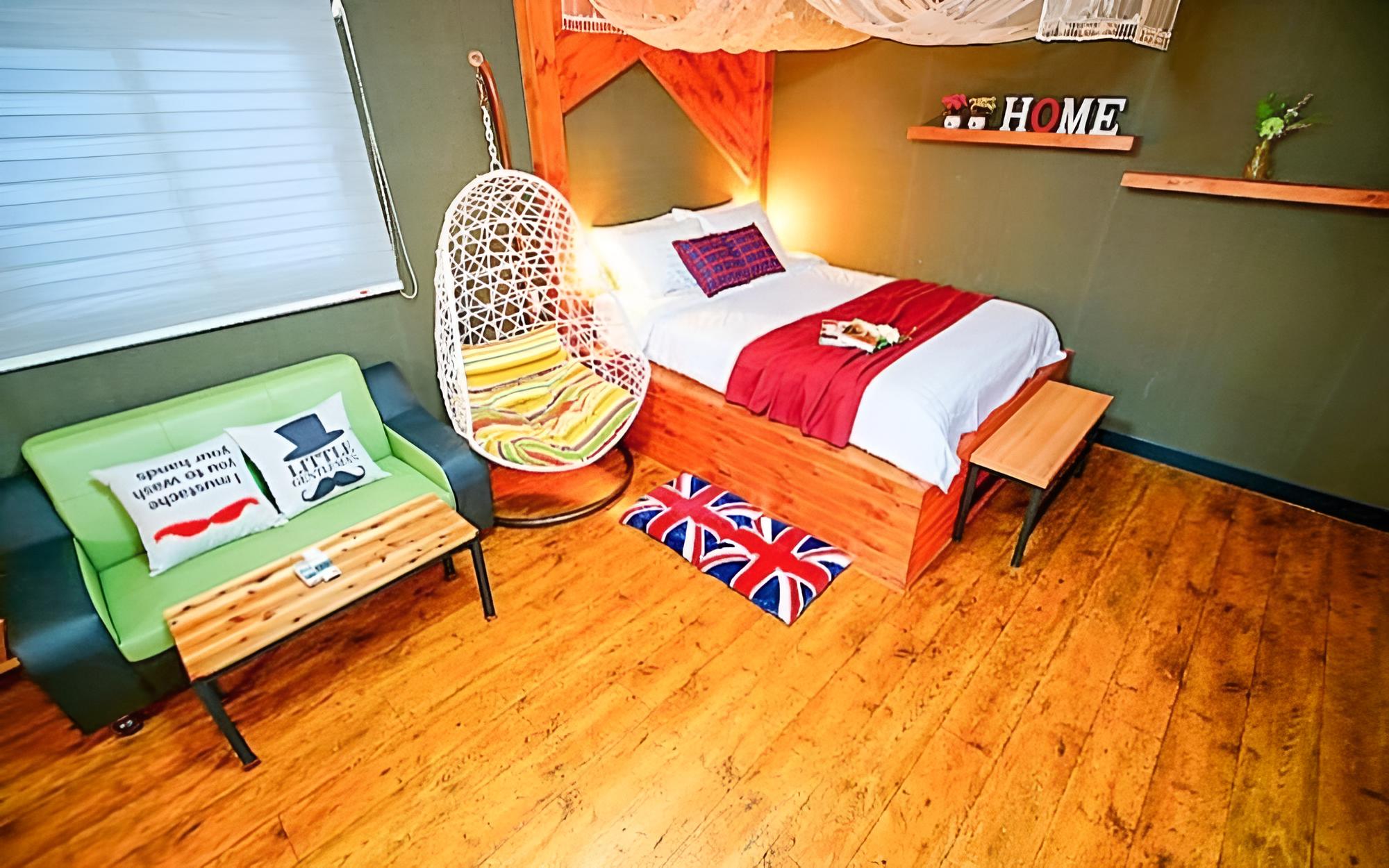 Photo 13