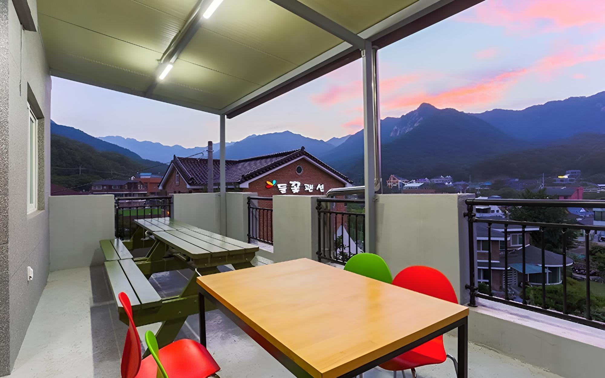 Gongju Donghaksa Moodwa Pension view 4